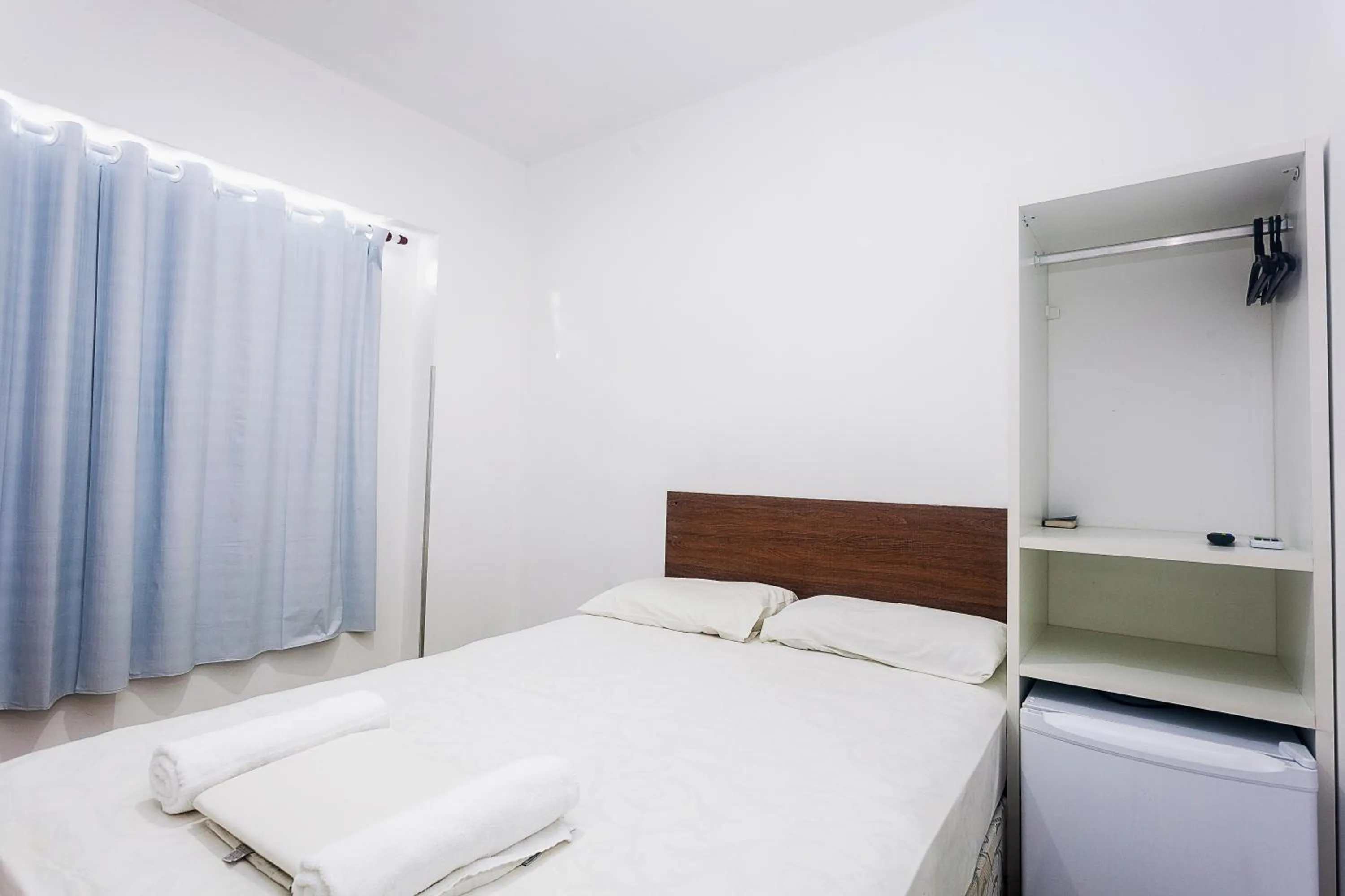 Bedroom, Bed in Economy Apart