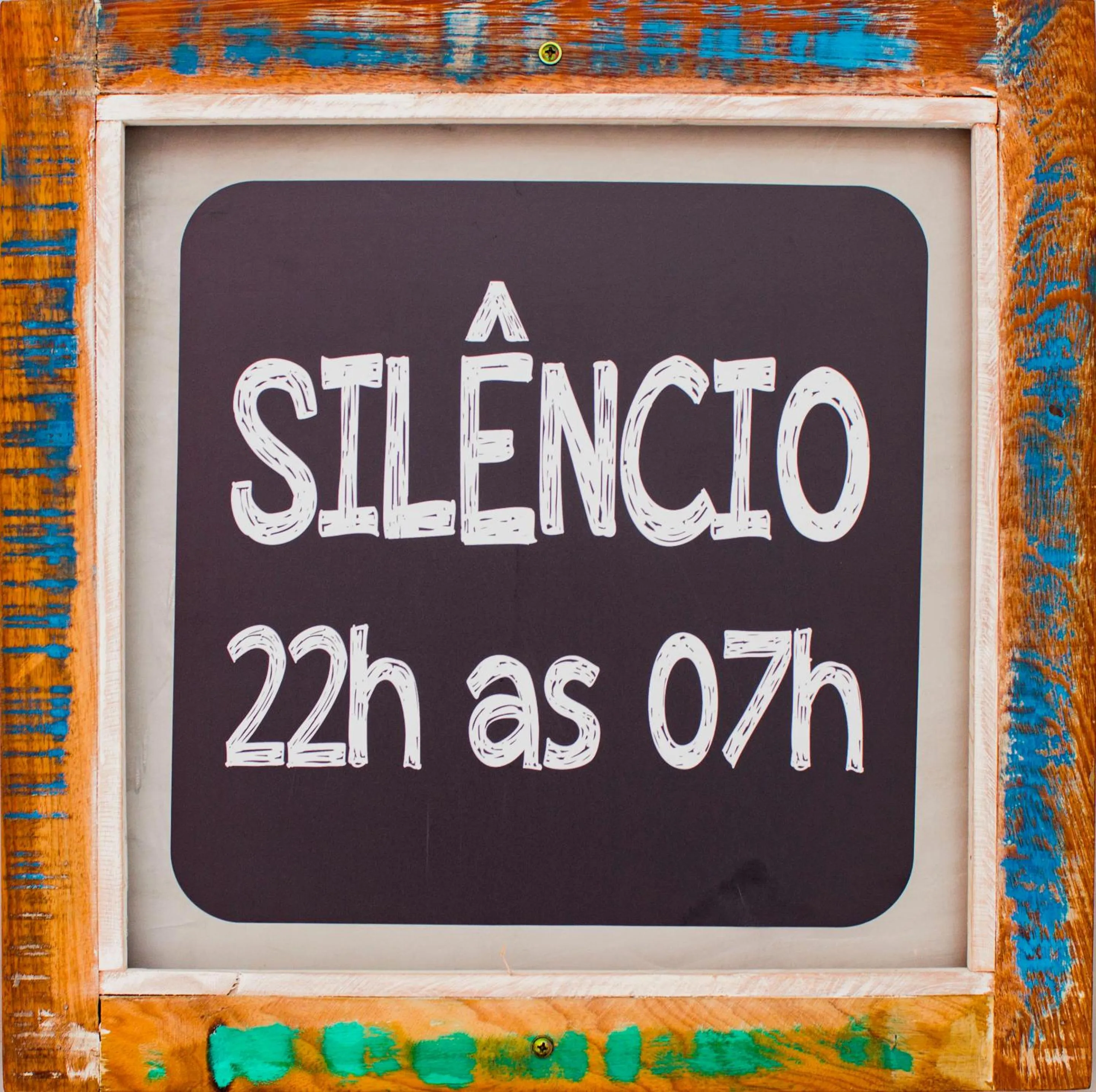 Logo/Certificate/Sign in Economy Apart