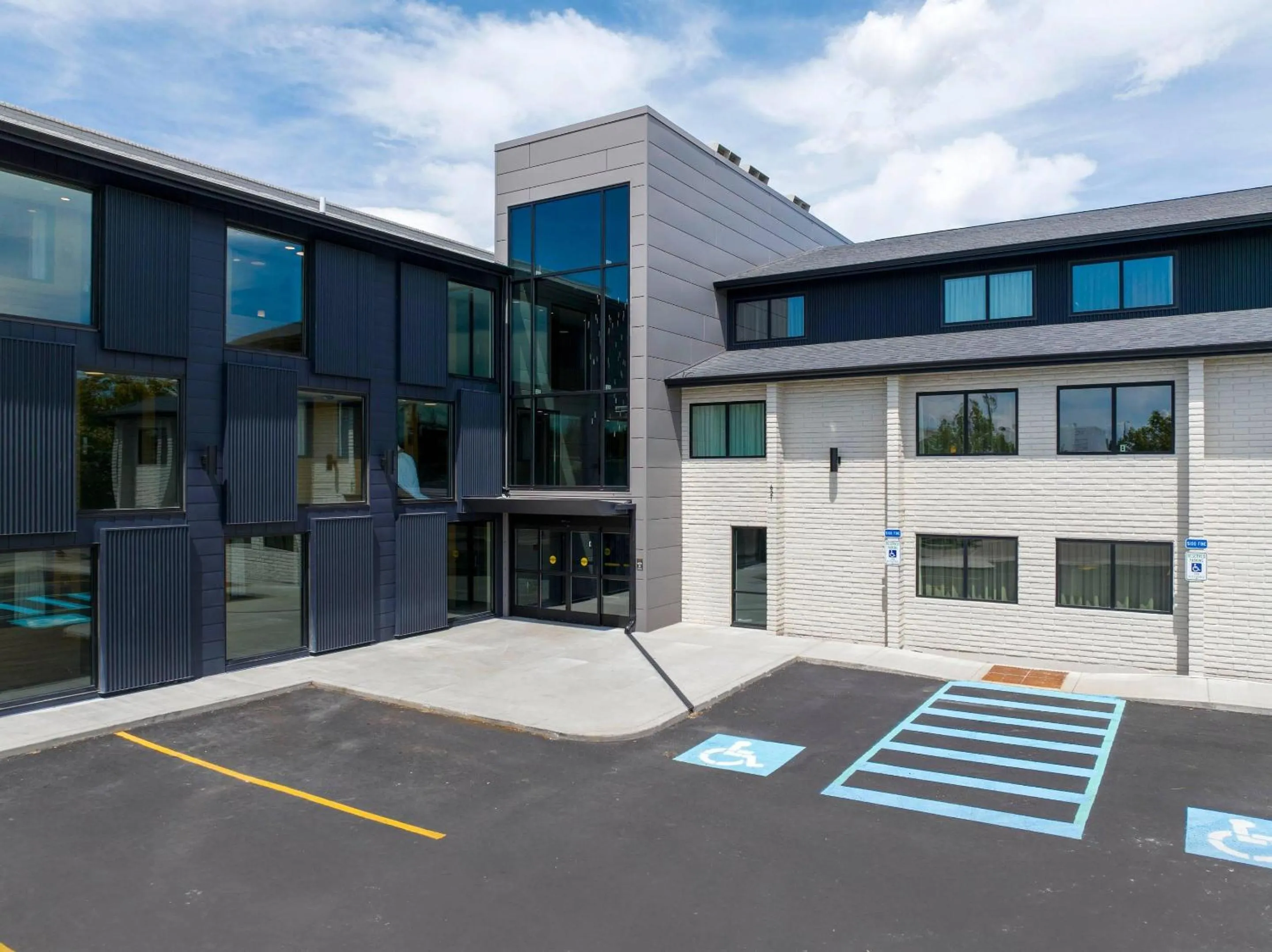 Property building in The Gibson Hotel Great Falls, an Ascend Collection Hotel