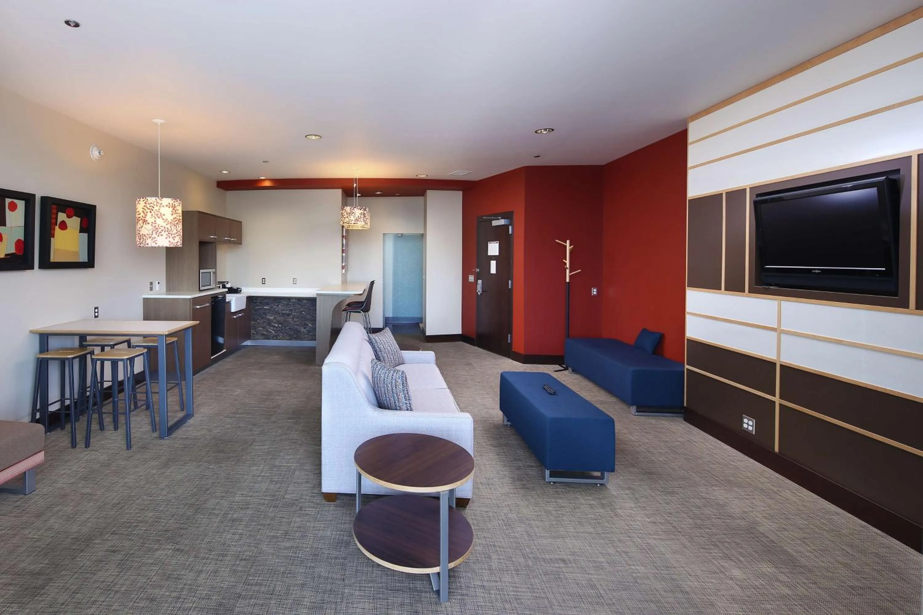 Bedroom in Tulyp, Tapestry Collection by Hilton