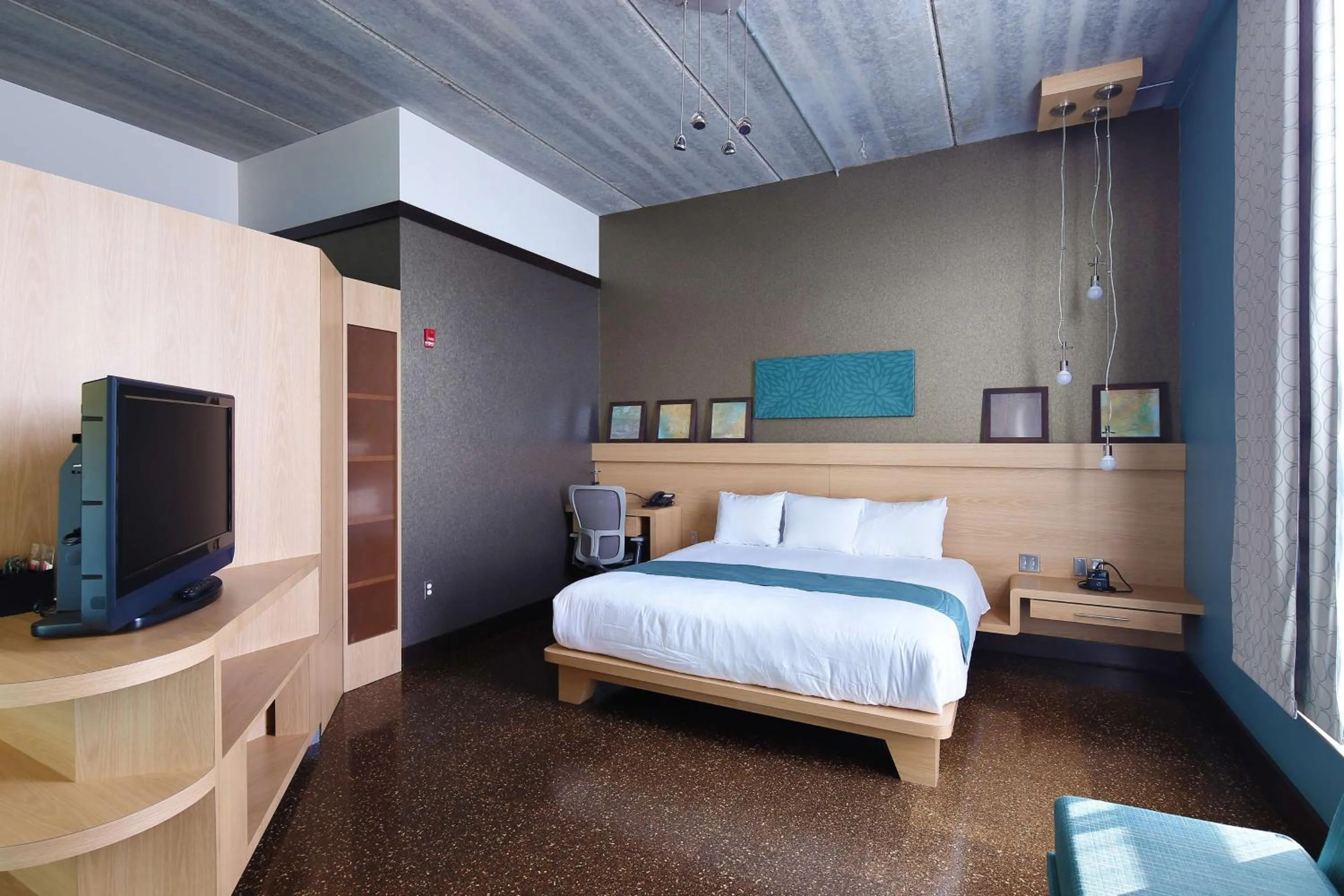 Bedroom, Bed in Tulyp, Tapestry Collection by Hilton