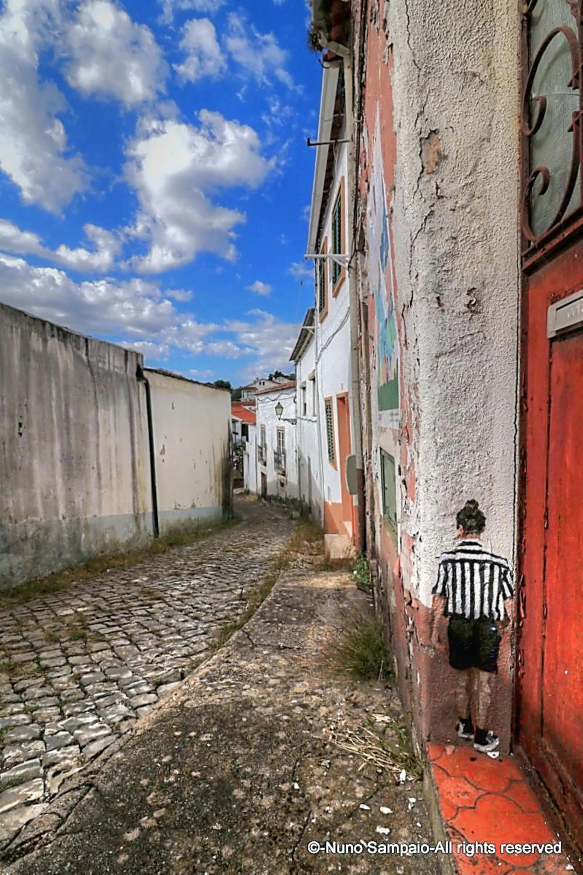 Quiet street view in Hotel Rota Malhoa