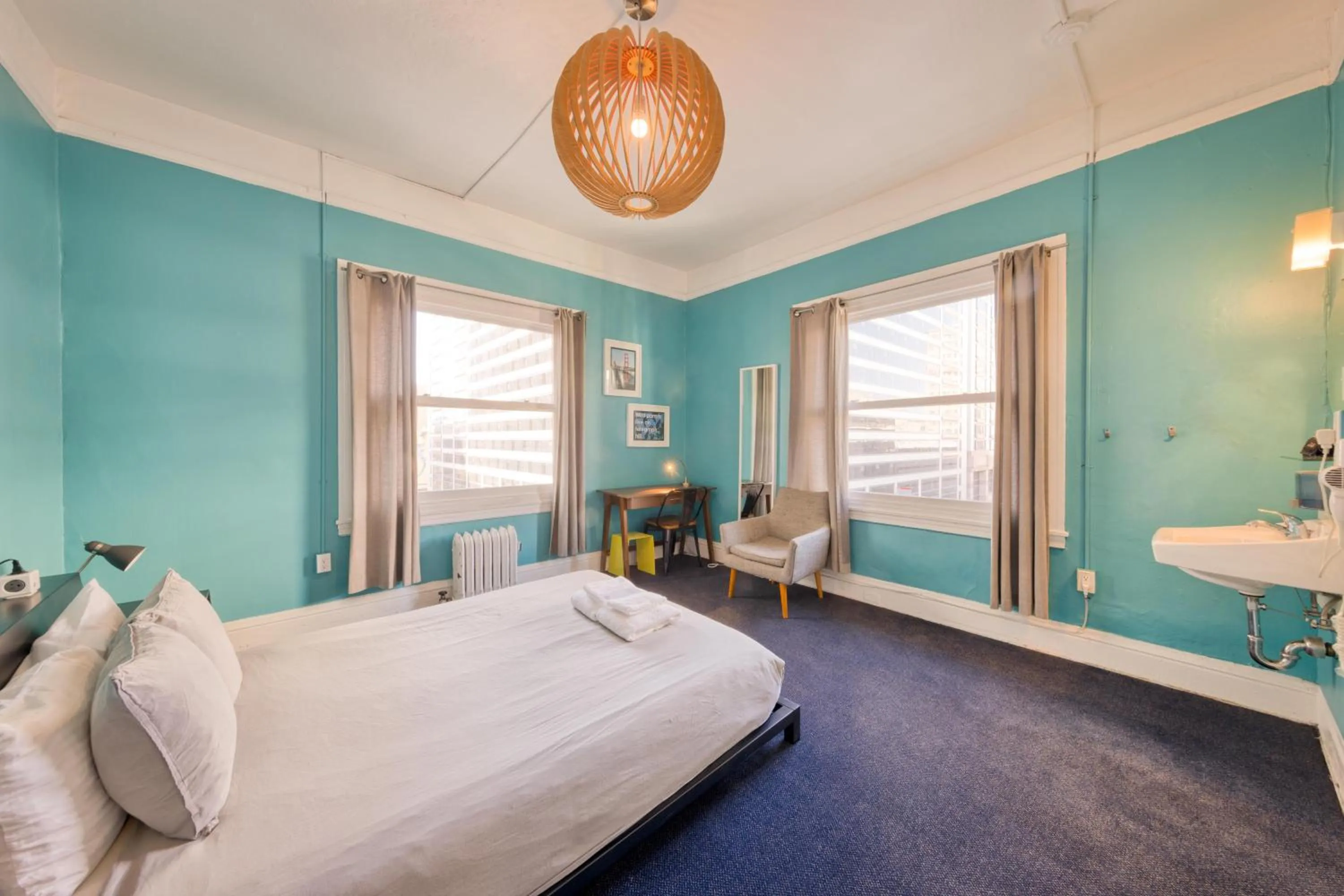 Bedroom, Bed in HI San Francisco Downtown Hostel