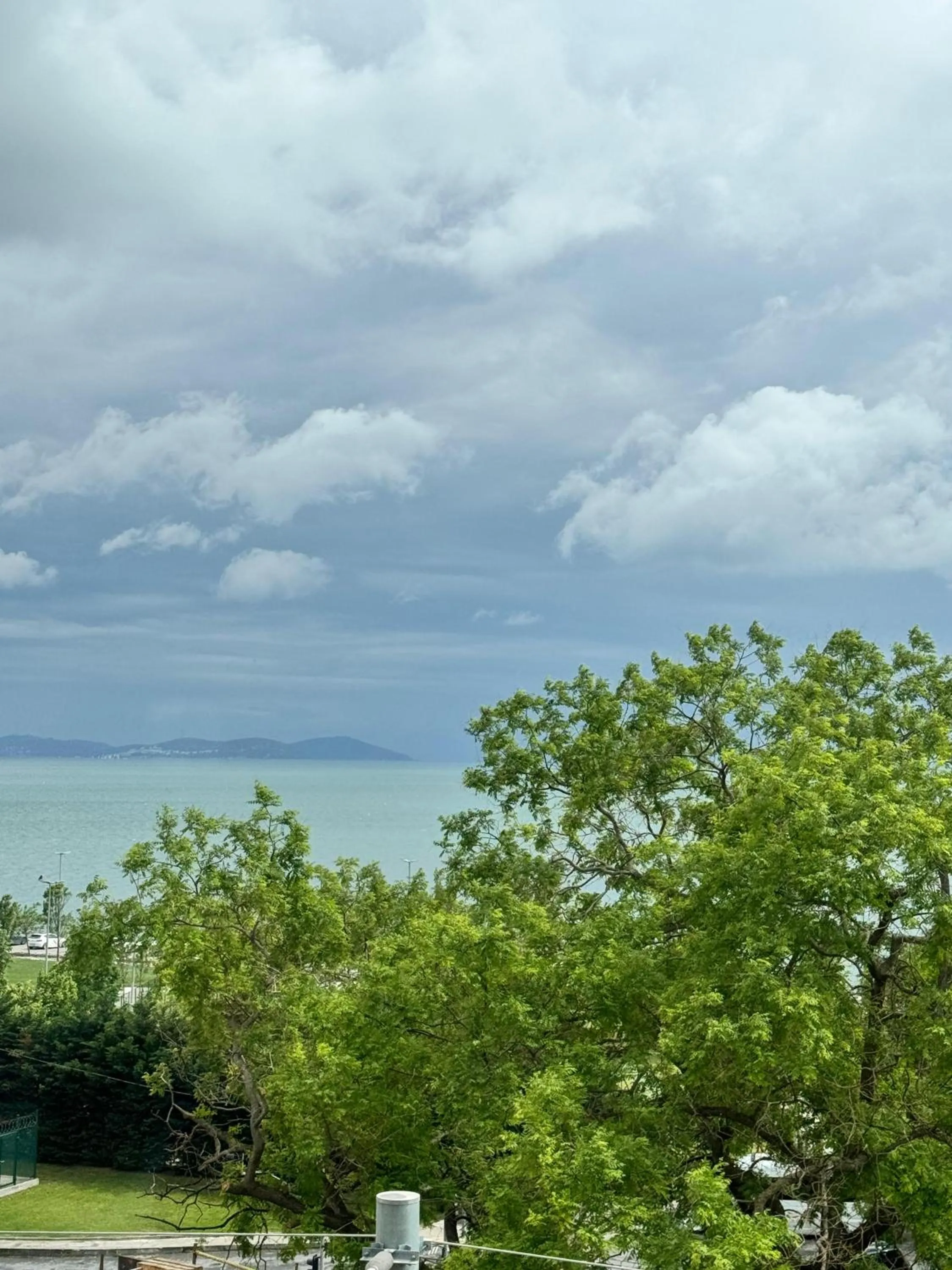 Spring in Happy Suite Boutique Hotel