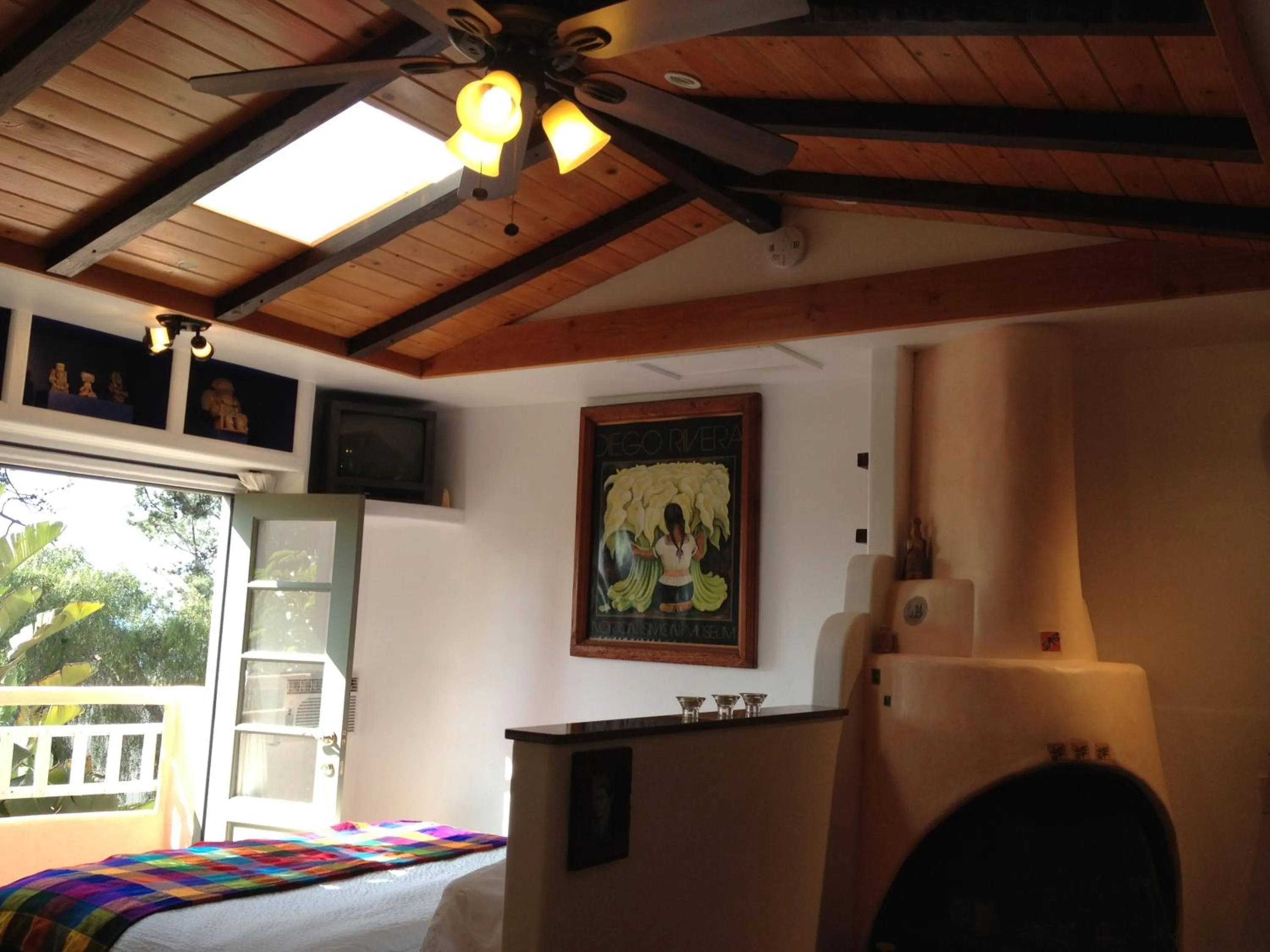 Day in Les Artistes Inn