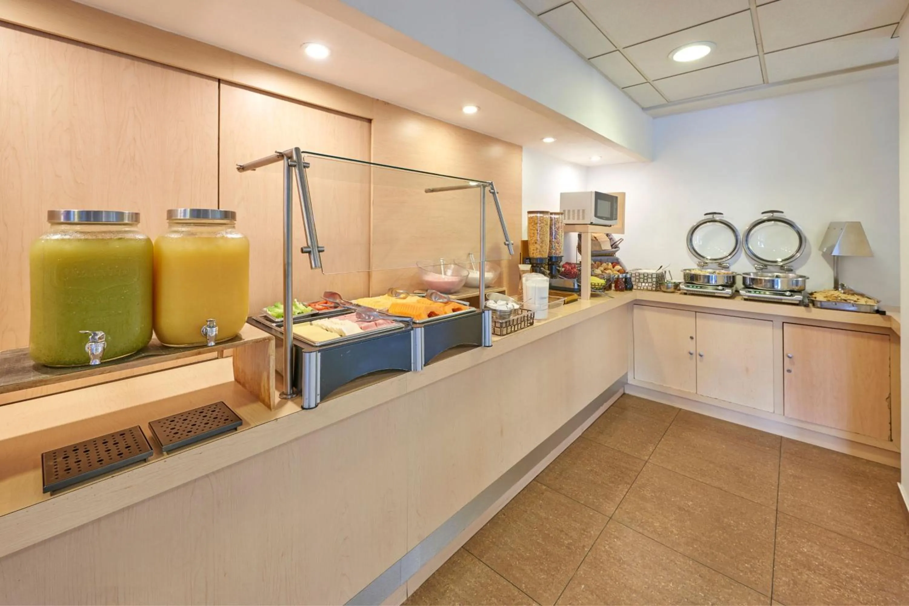 Breakfast in City Express by Marriott Manzanillo