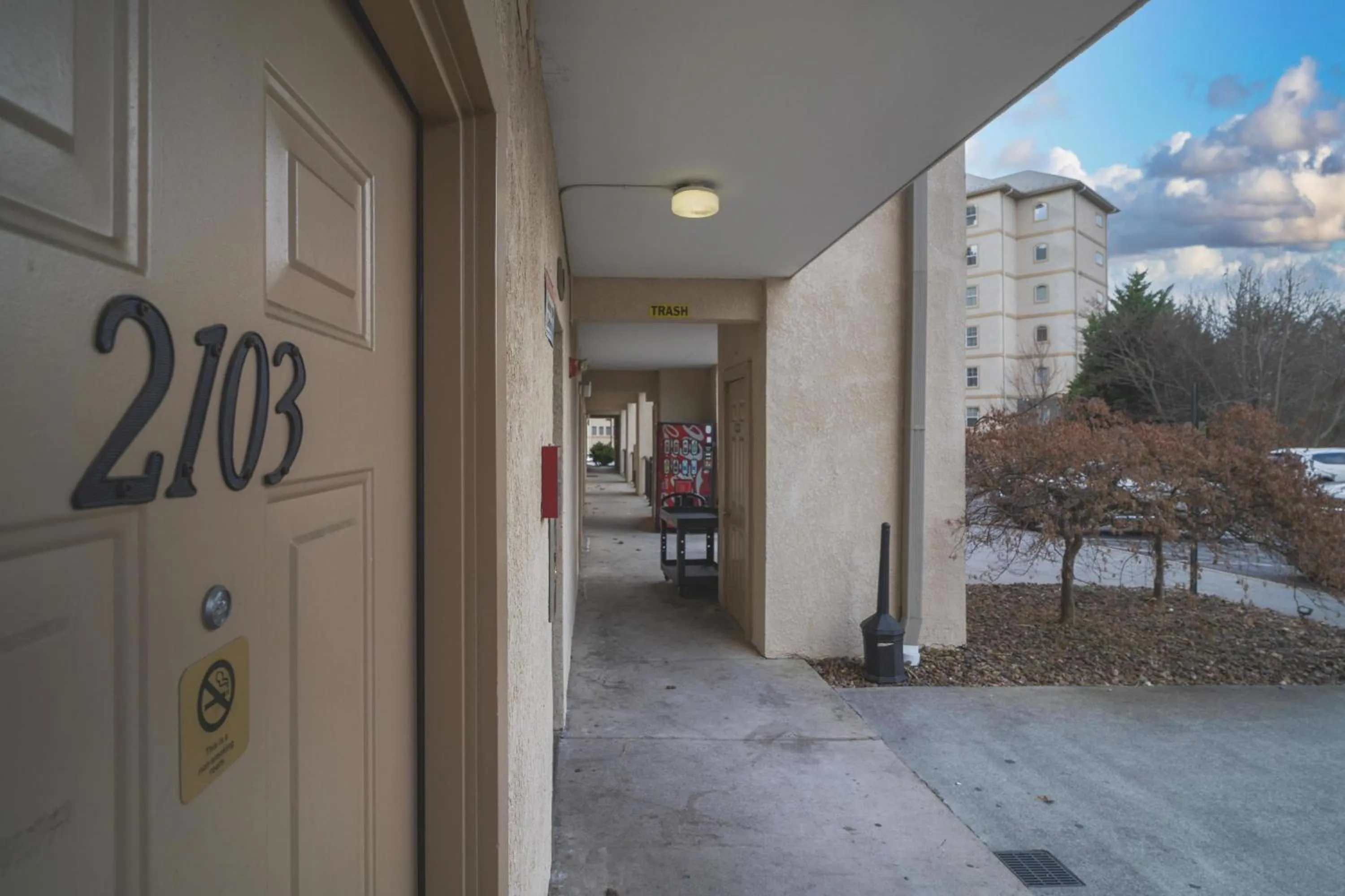 One-Bedroom Condo in MVC - Unit 2103 - Berlin of the South