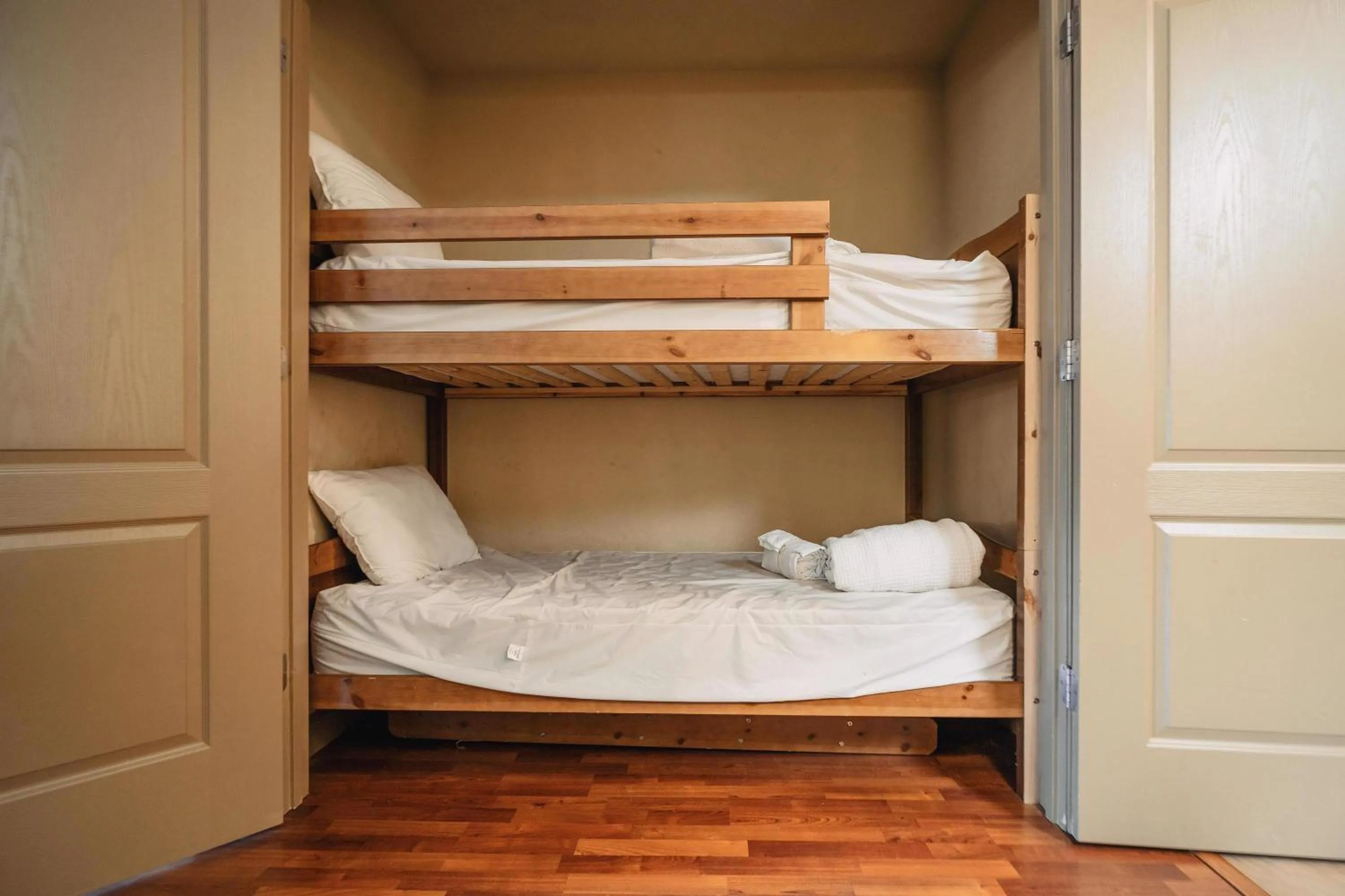 One-Bedroom Condo in MVC - Unit 2103 - Berlin of the South