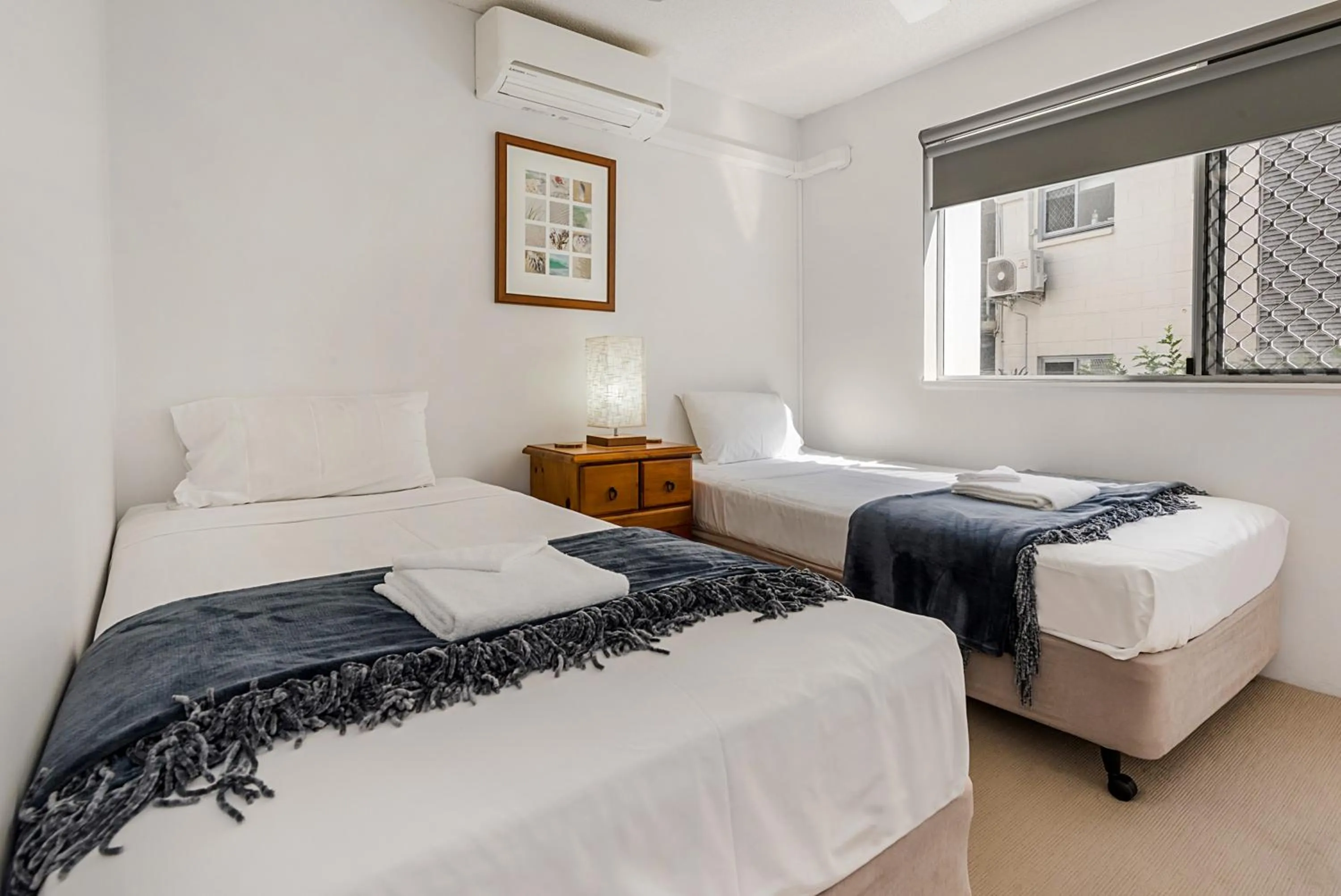 Bed in Surfcomber on the Beach