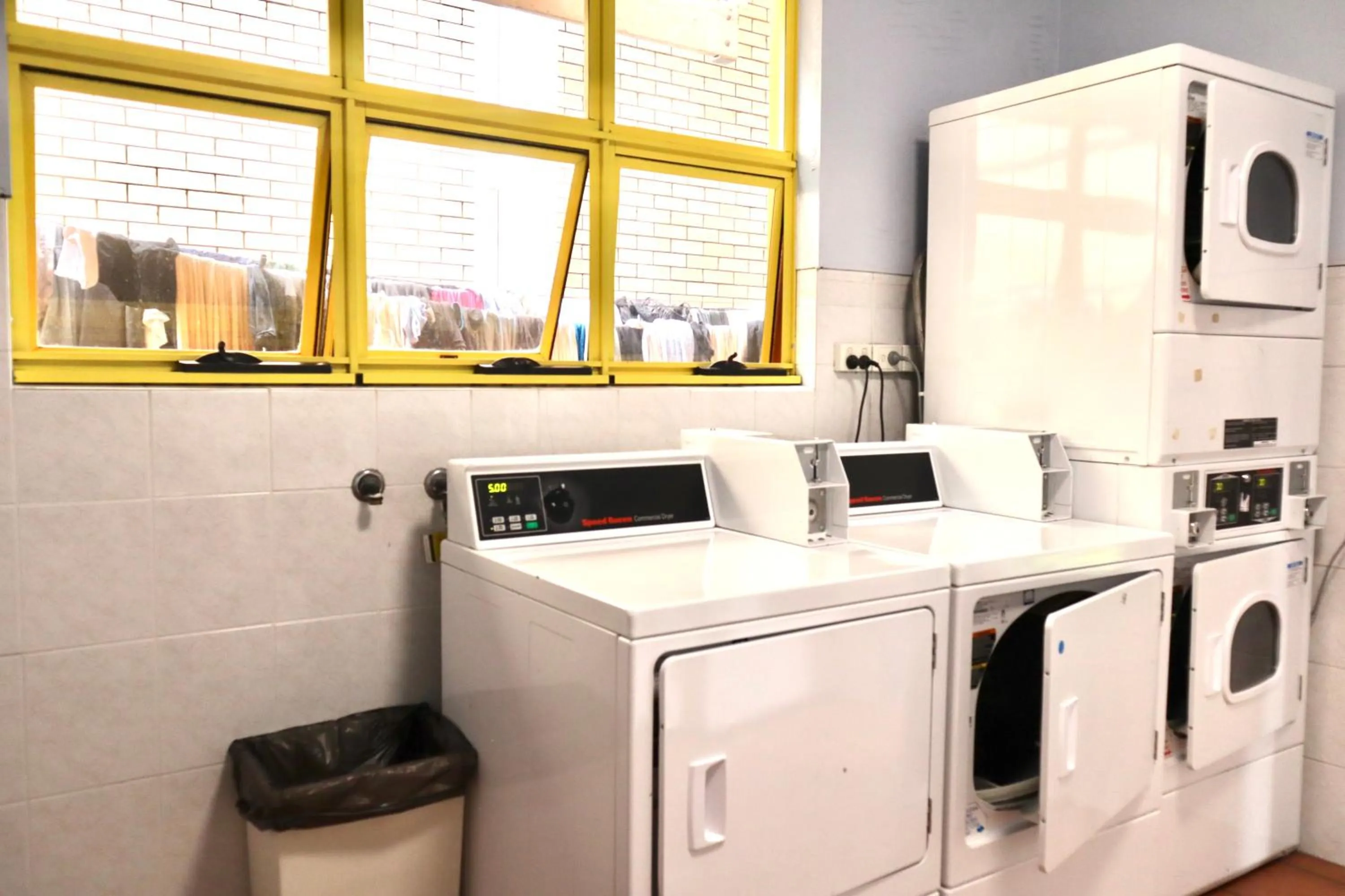 washing machine in City Backpackers HQ