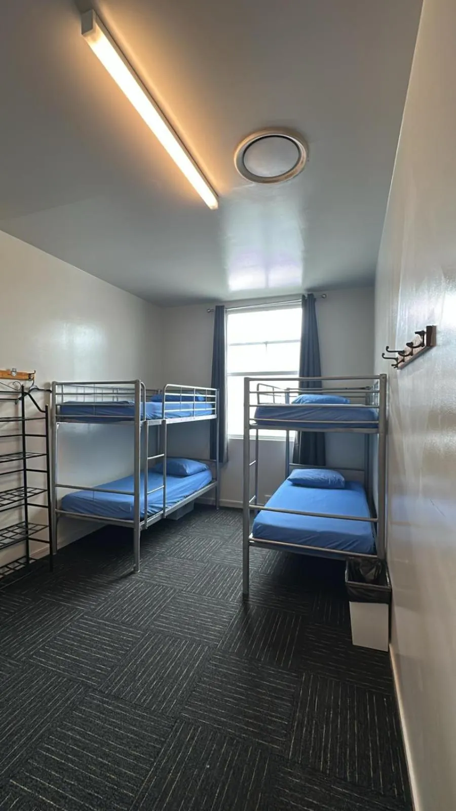 Bed in City Backpackers HQ