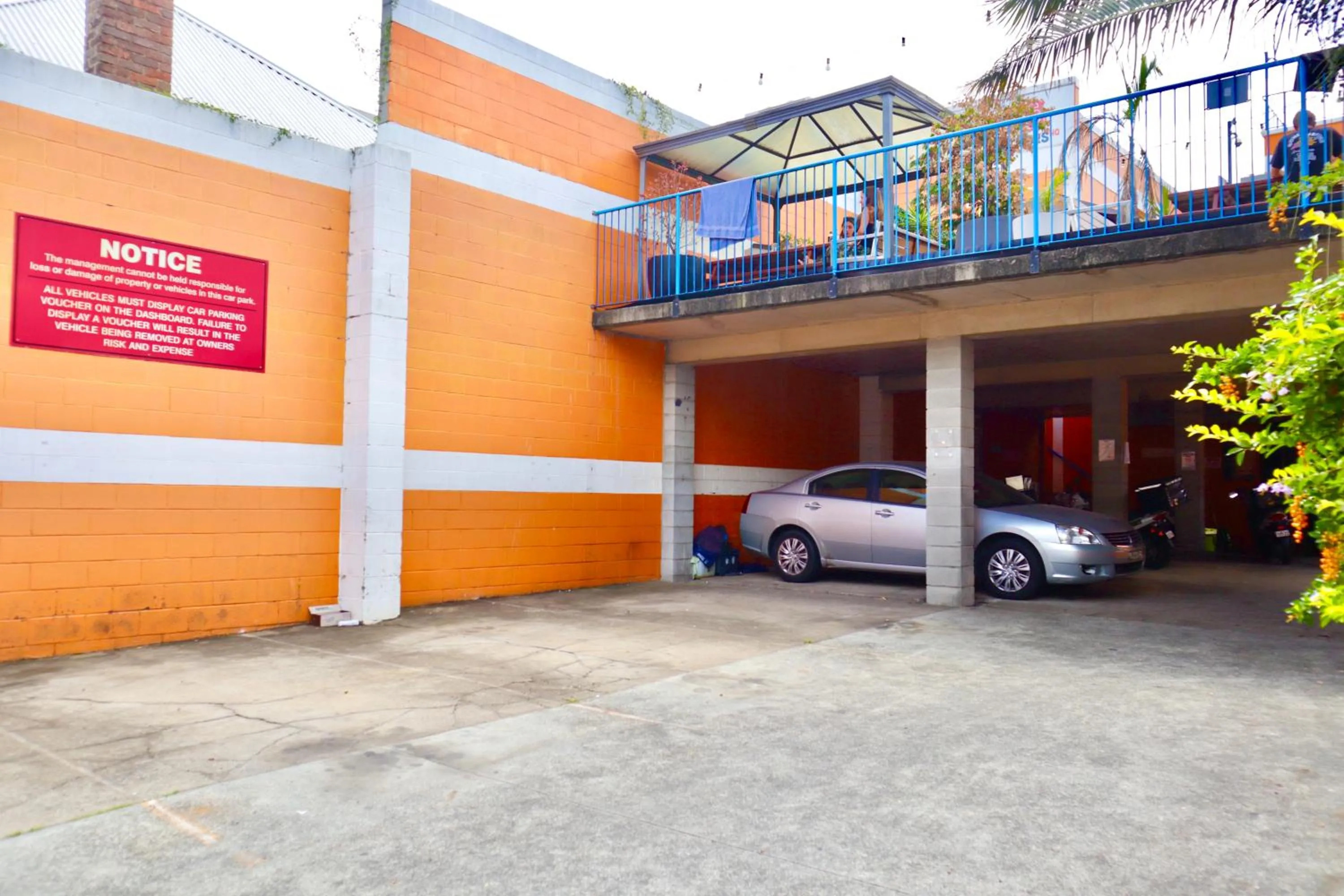 Parking in City Backpackers HQ