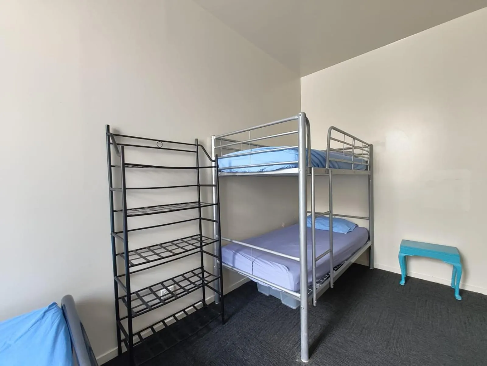 Bed in City Backpackers HQ