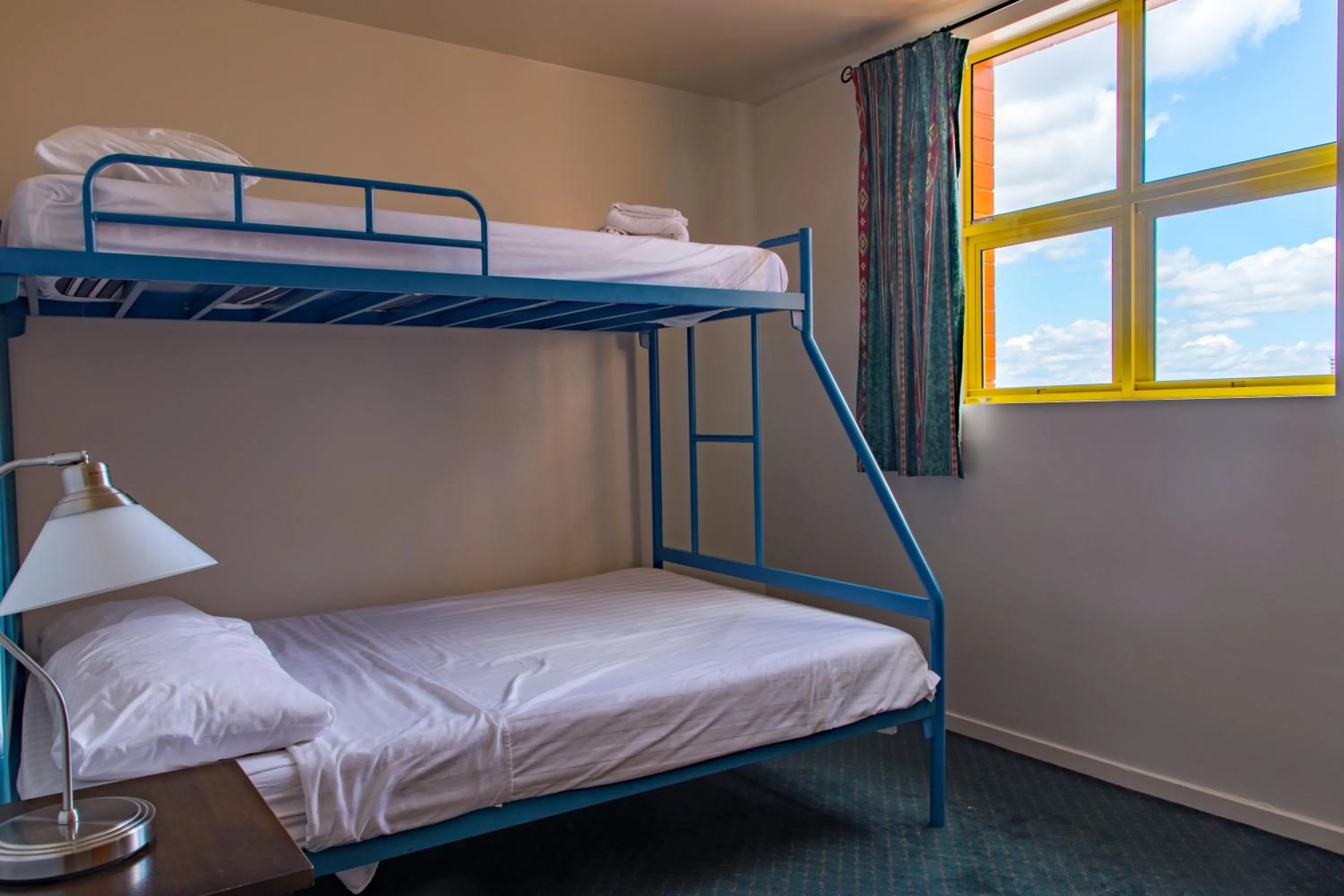 bunk bed, Bed in City Backpackers HQ