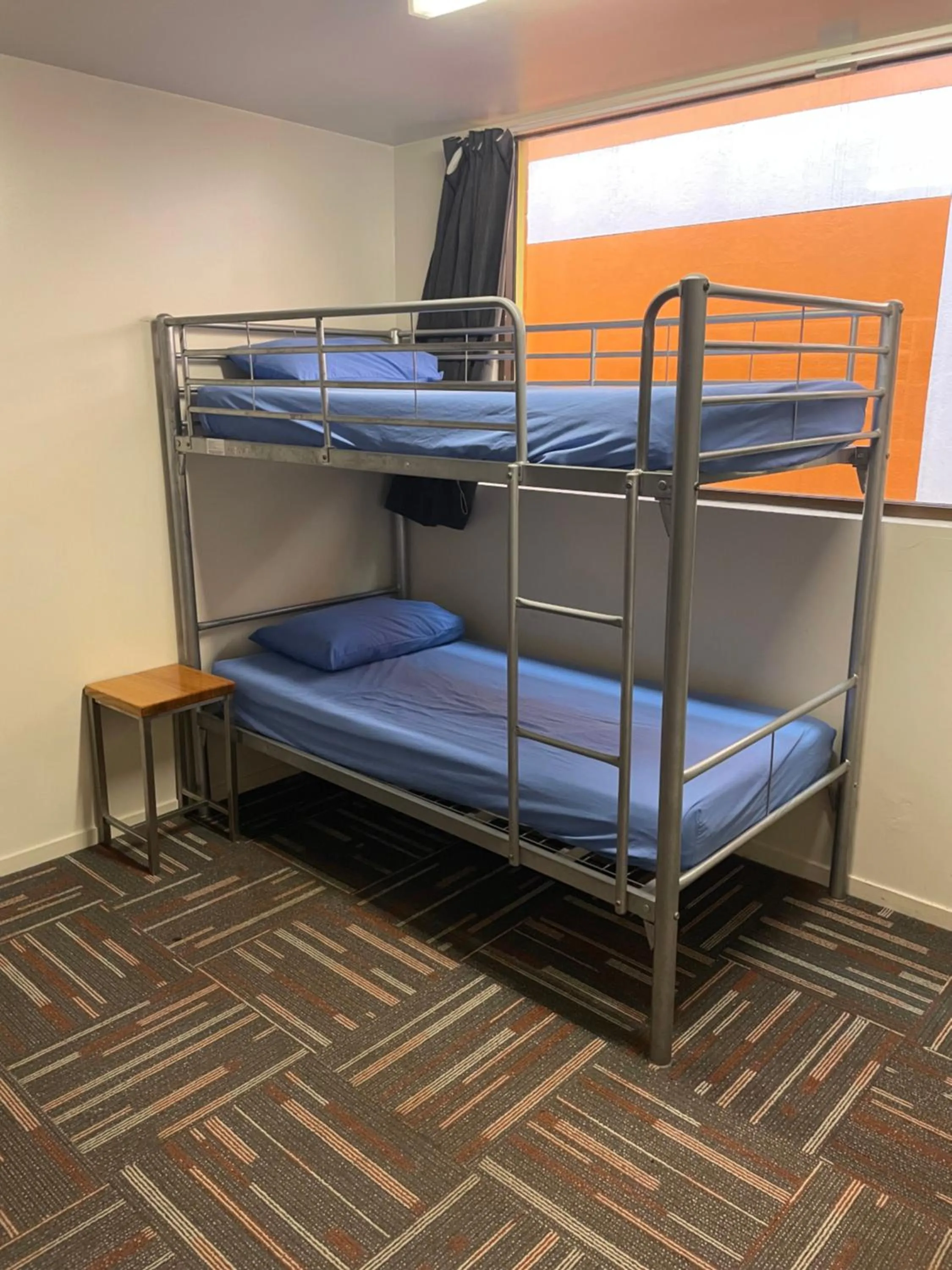 Bedroom, Bed in City Backpackers HQ