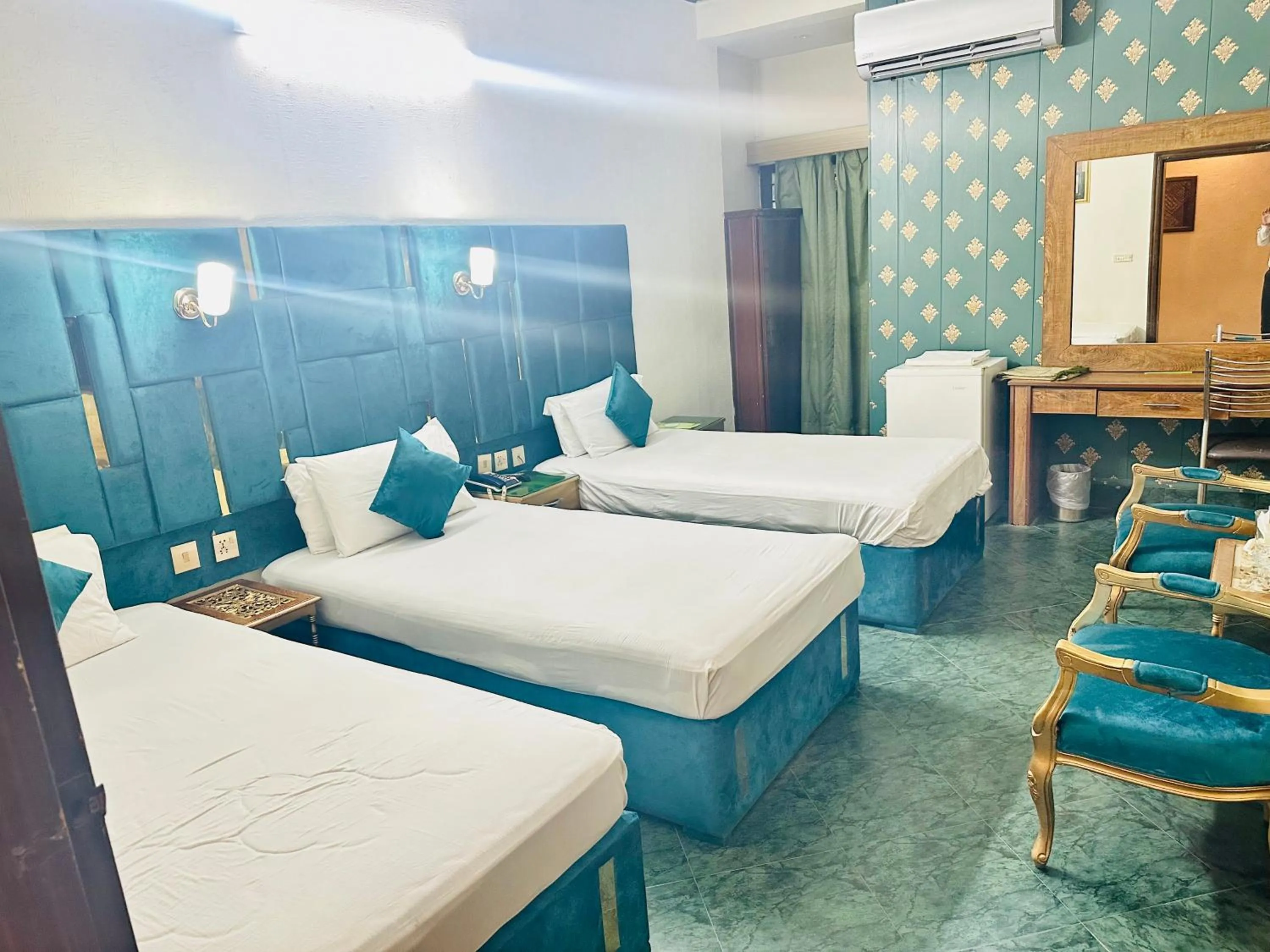 Bed in Fiesta Inn Hotel & Resorts Multan