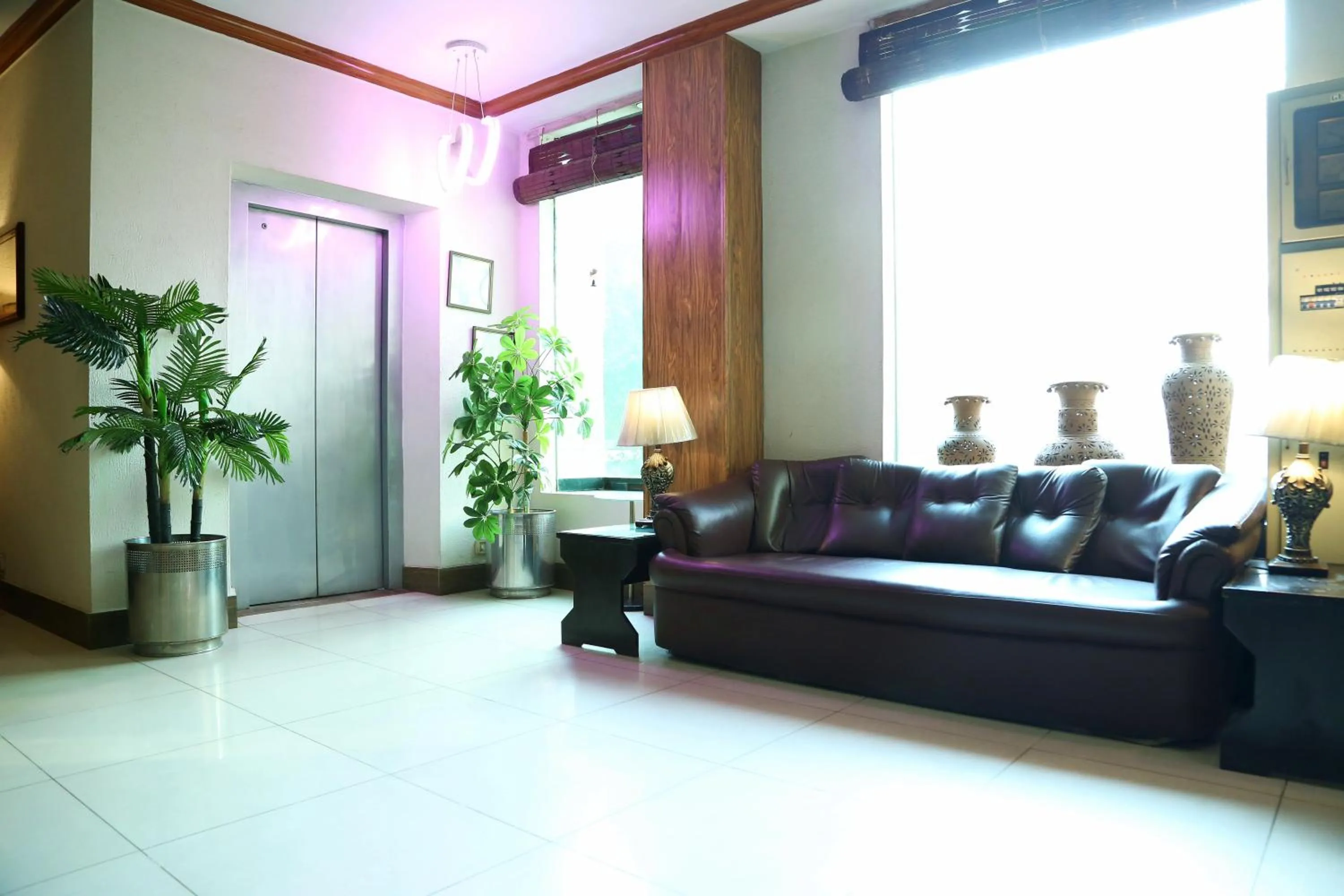 Seating area in Fiesta Inn Hotel & Resorts Multan