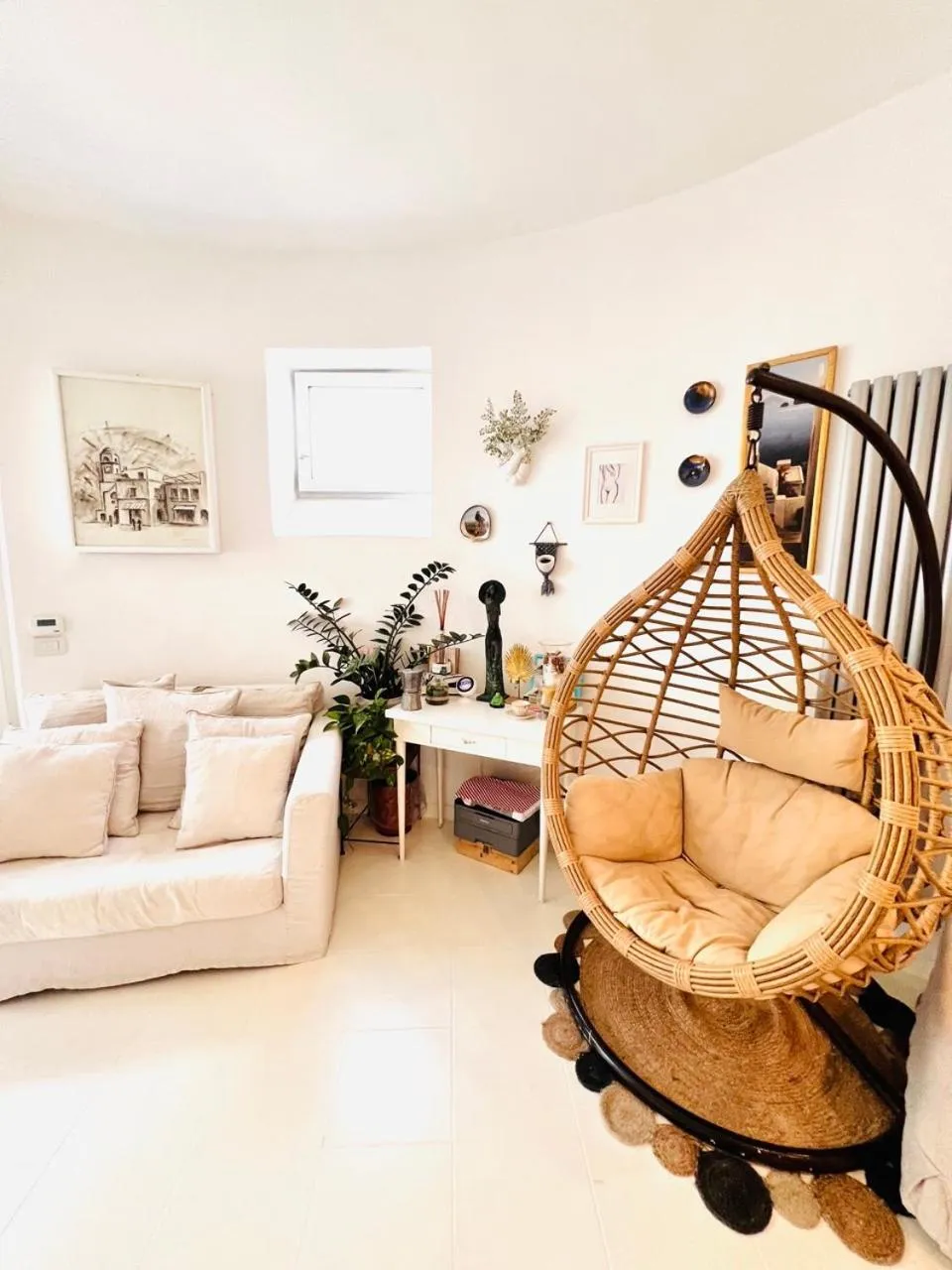 Communal lounge/ TV room in Casa Maddy