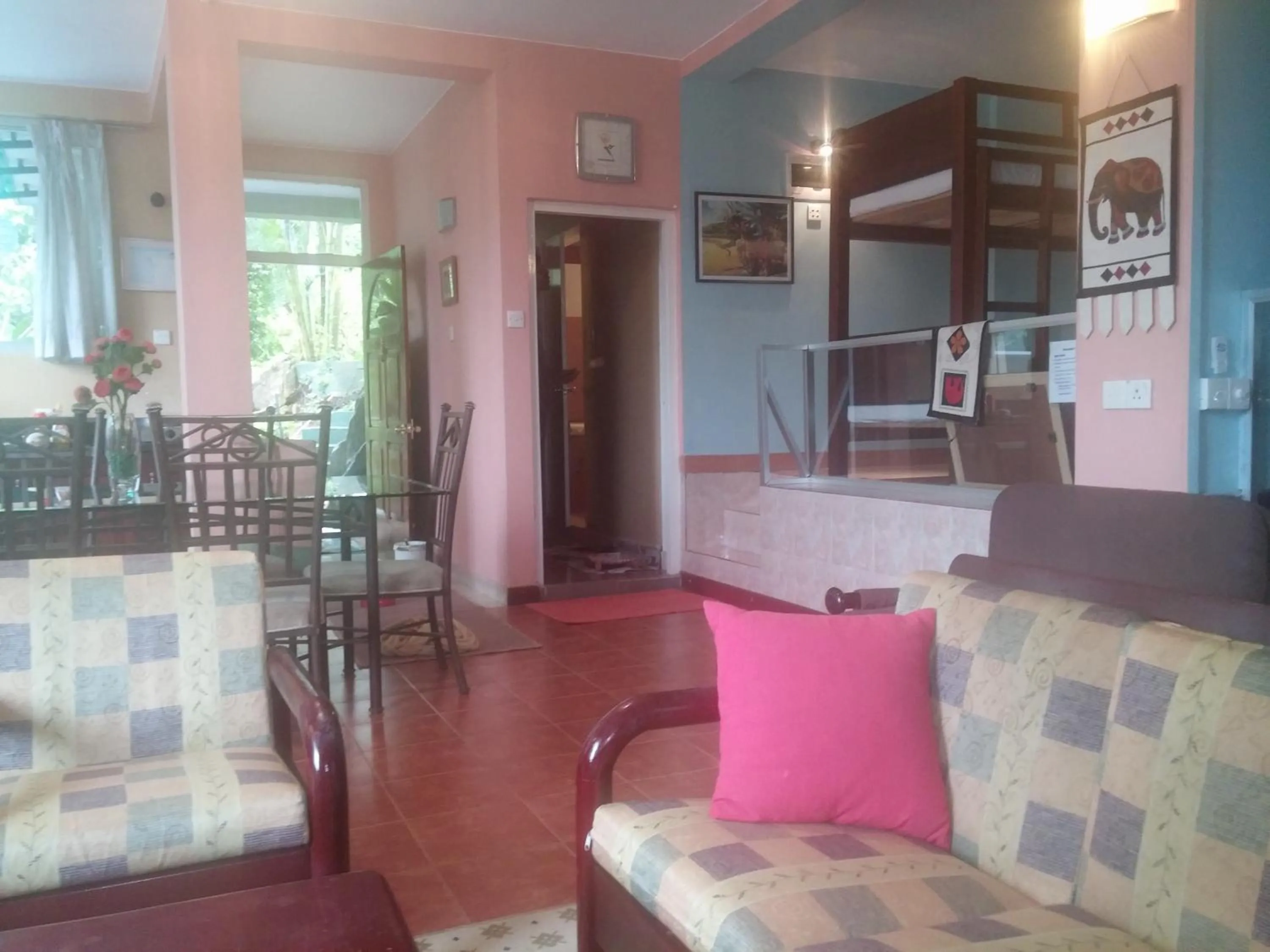 Decorative detail in Days Inn