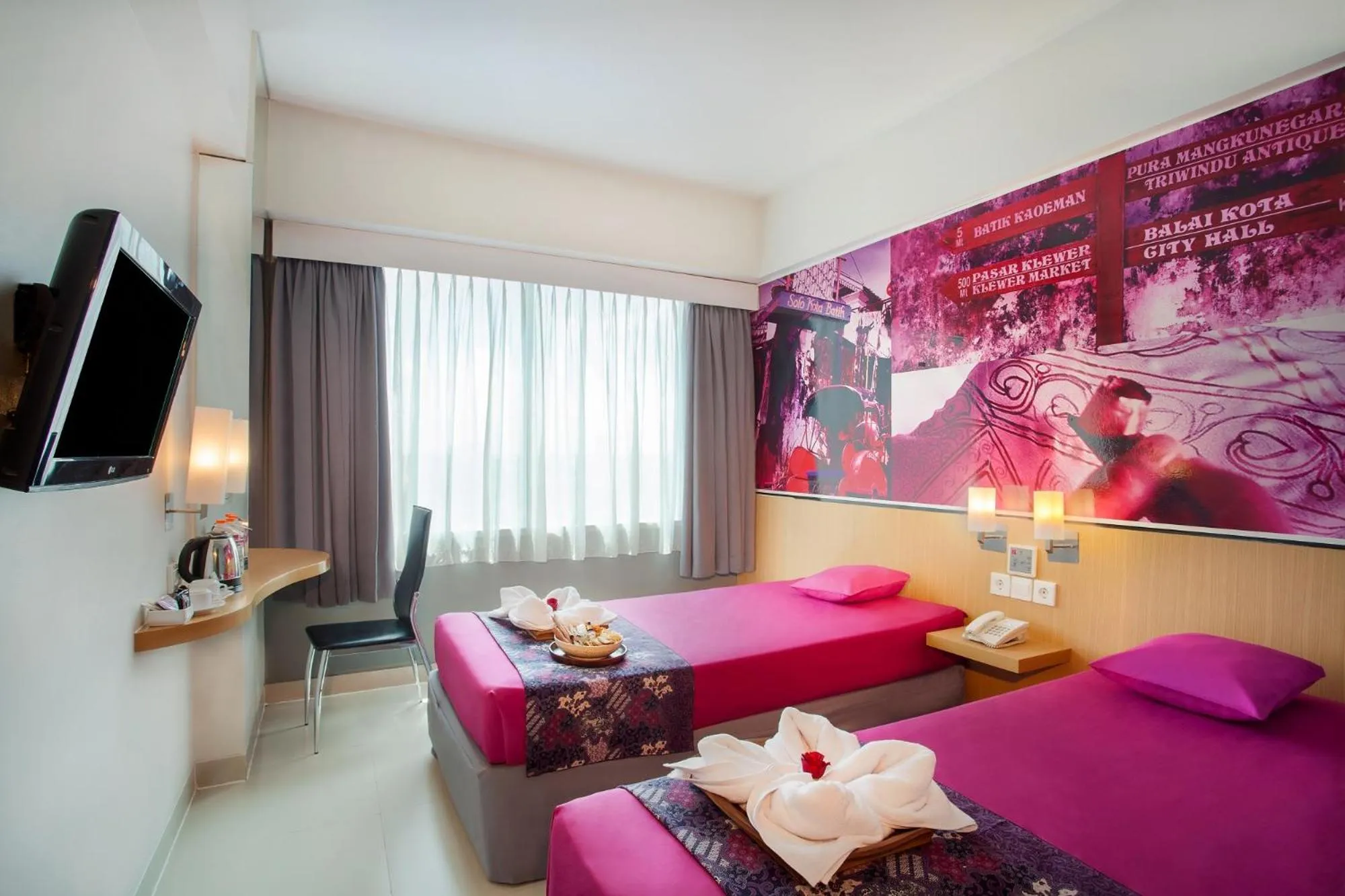 Massage, Bed in favehotel Manahan - Solo