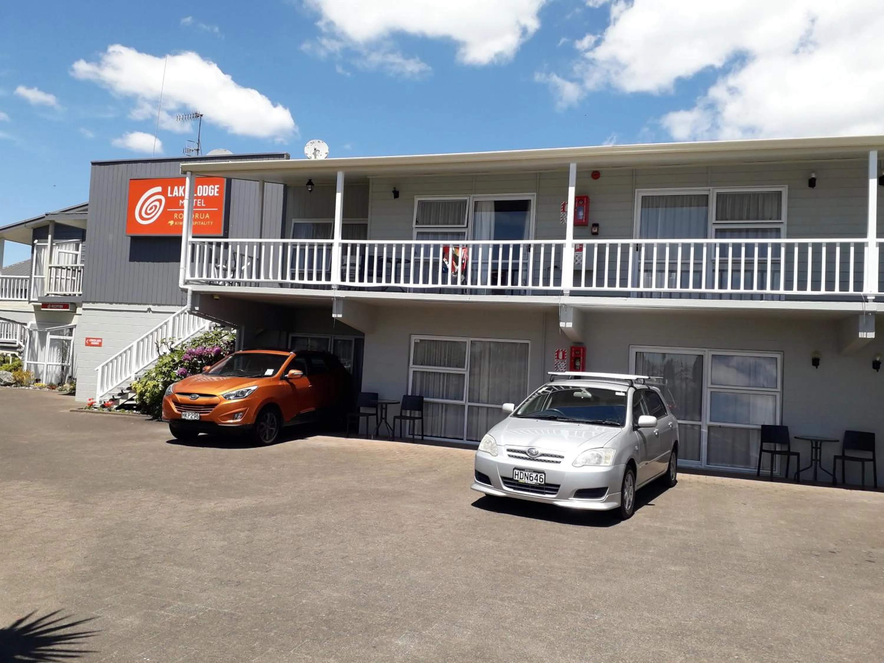 Property building in Lake Lodge Motel Rotorua