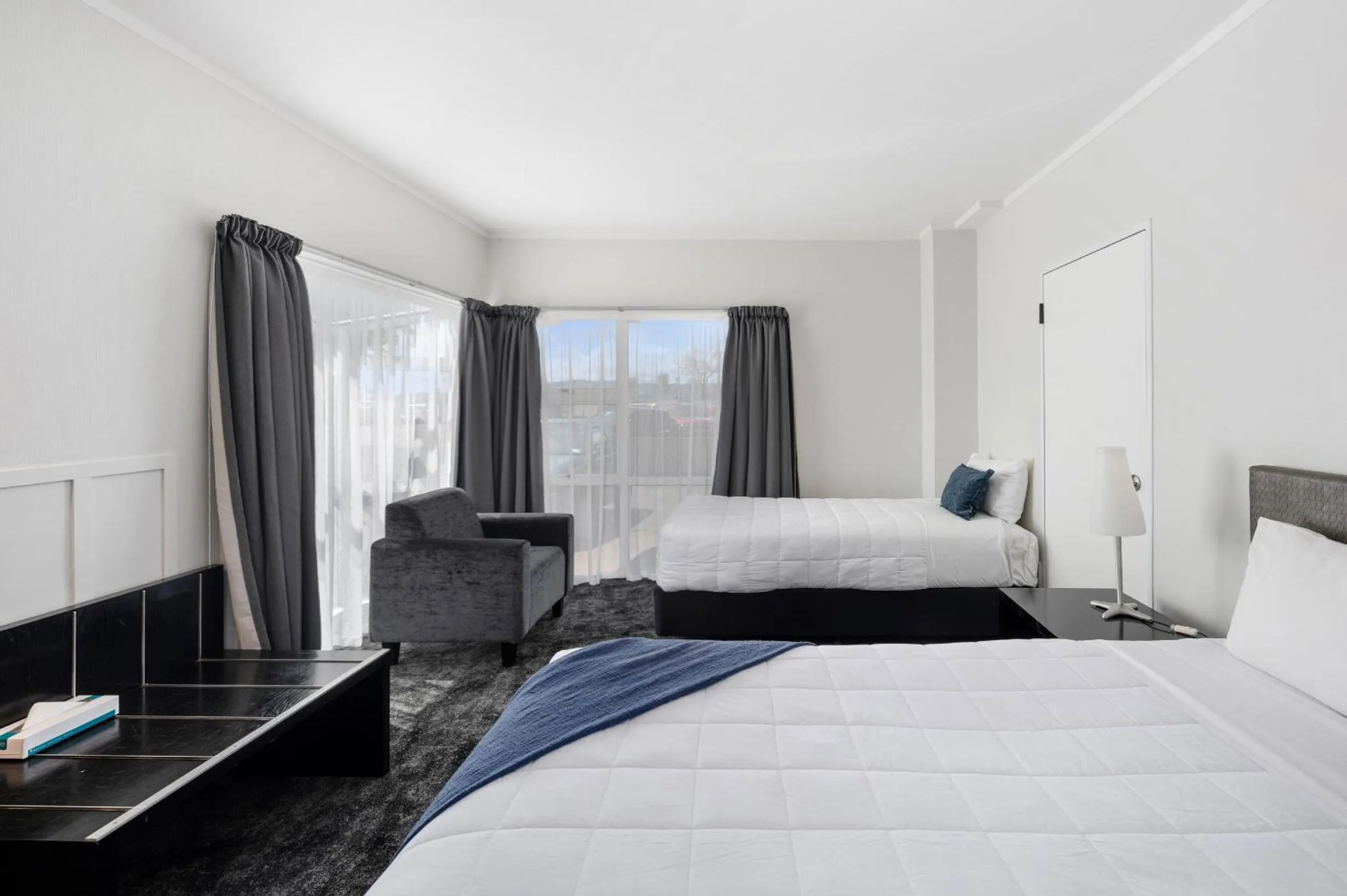 Bed in Lake Lodge Motel Rotorua