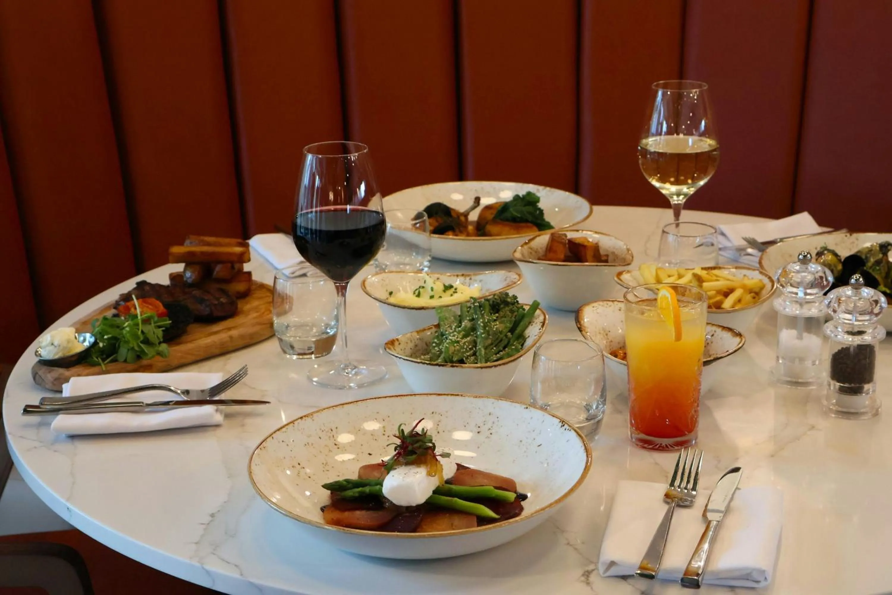 Restaurant/places to eat in Manchester Marriott Hotel Piccadilly