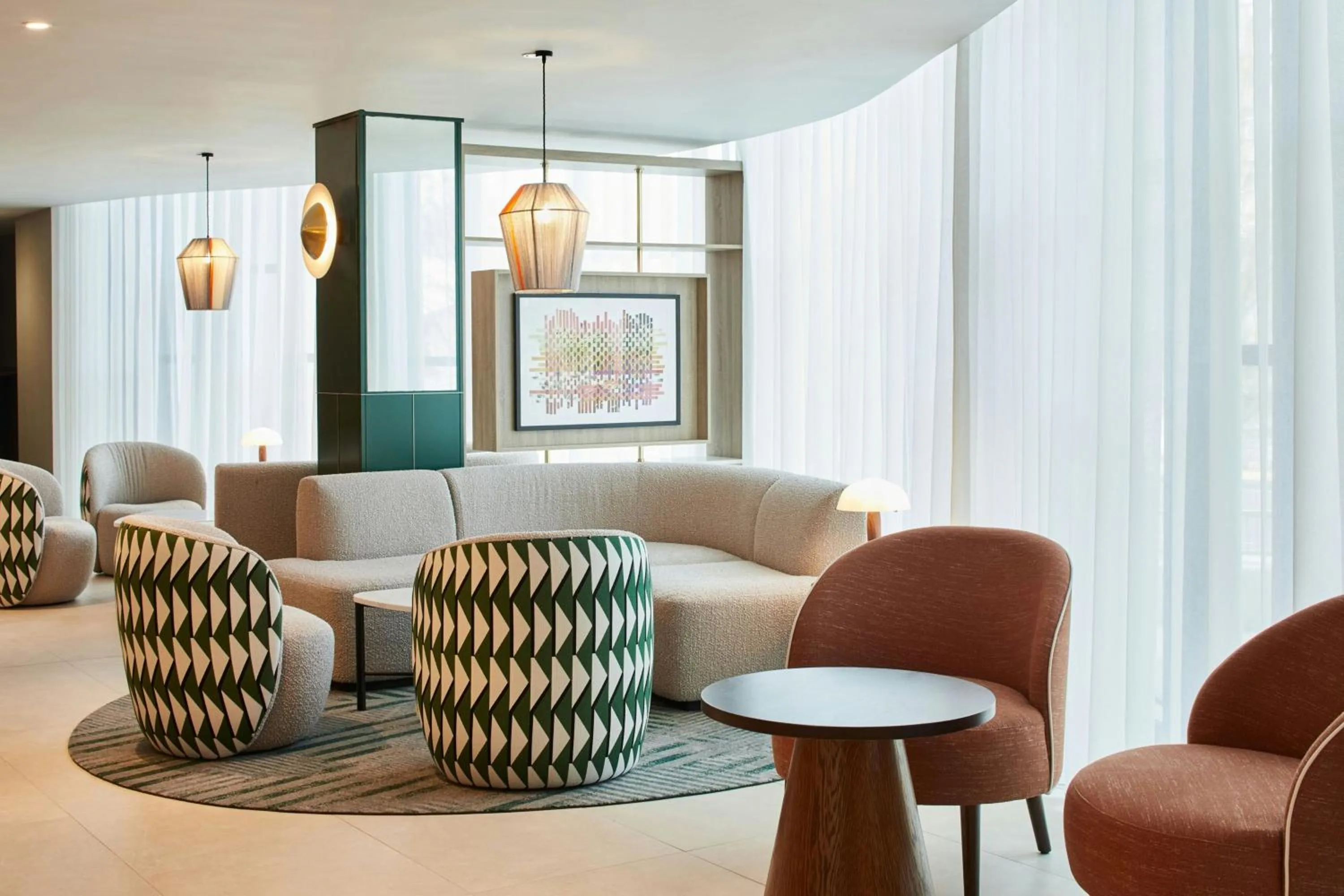 Lounge or bar in Manchester Marriott Hotel Piccadilly