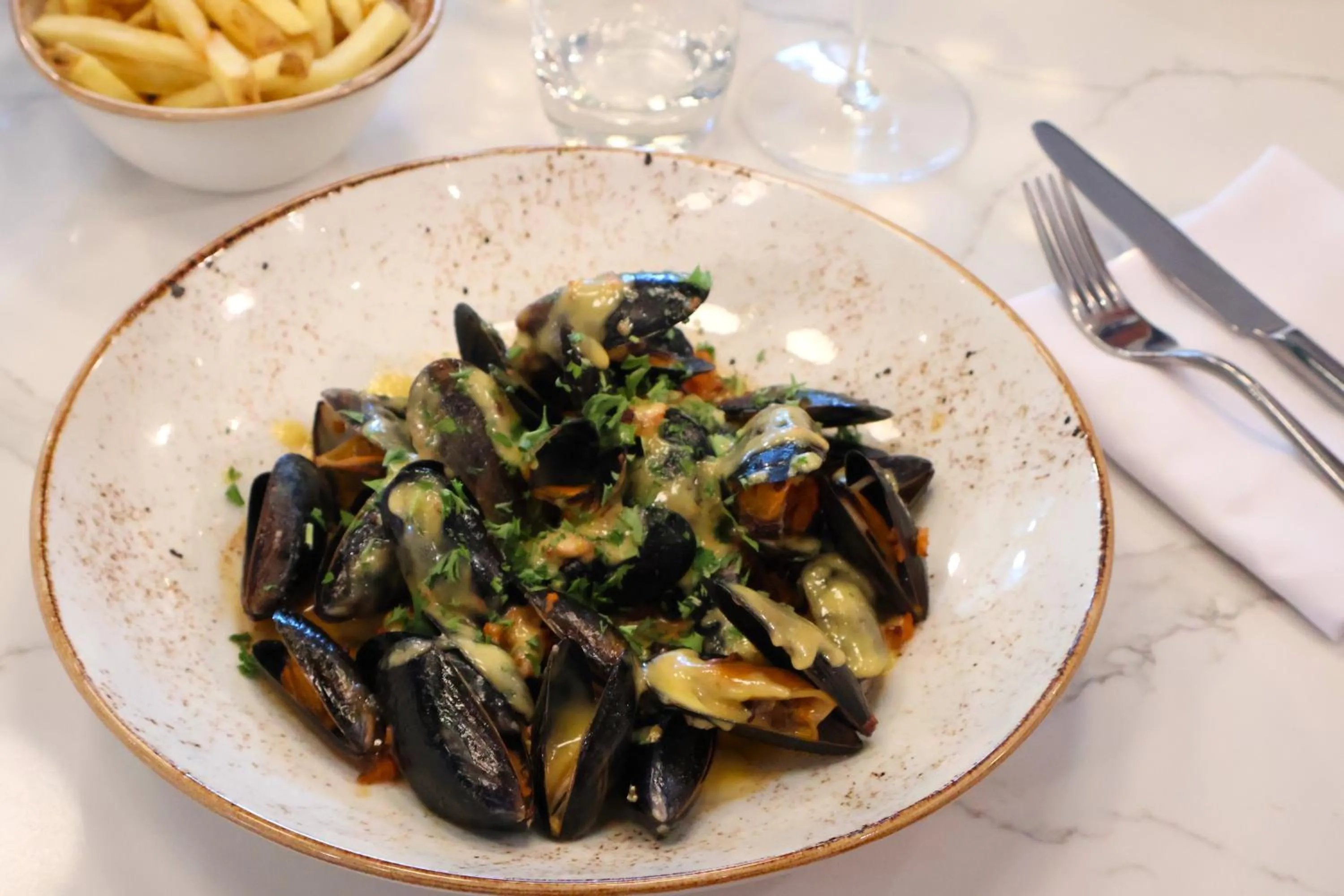 Restaurant/places to eat in Manchester Marriott Hotel Piccadilly