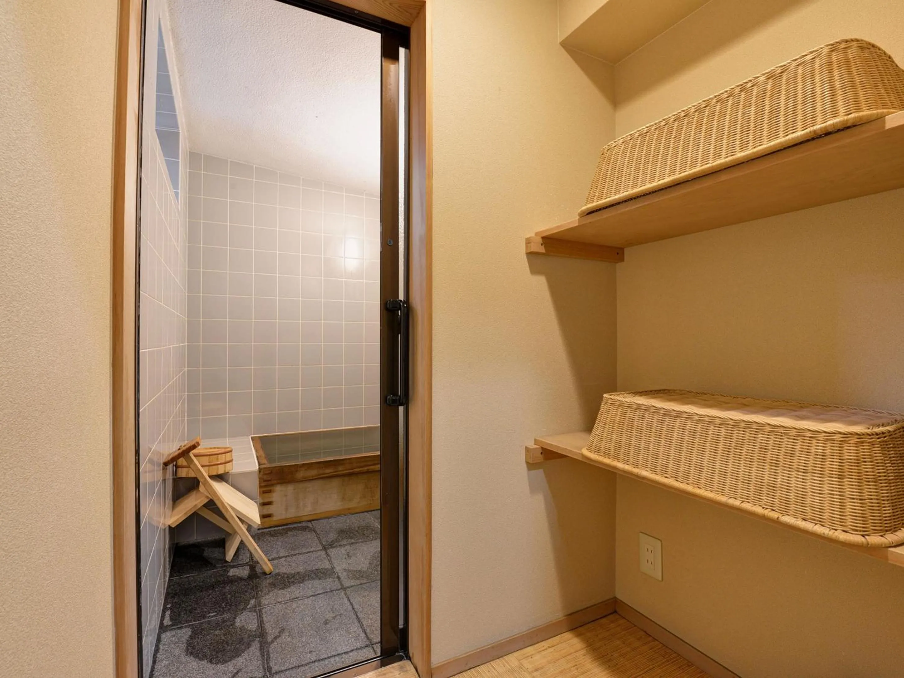 Public Bath in Ryokan Inakatei