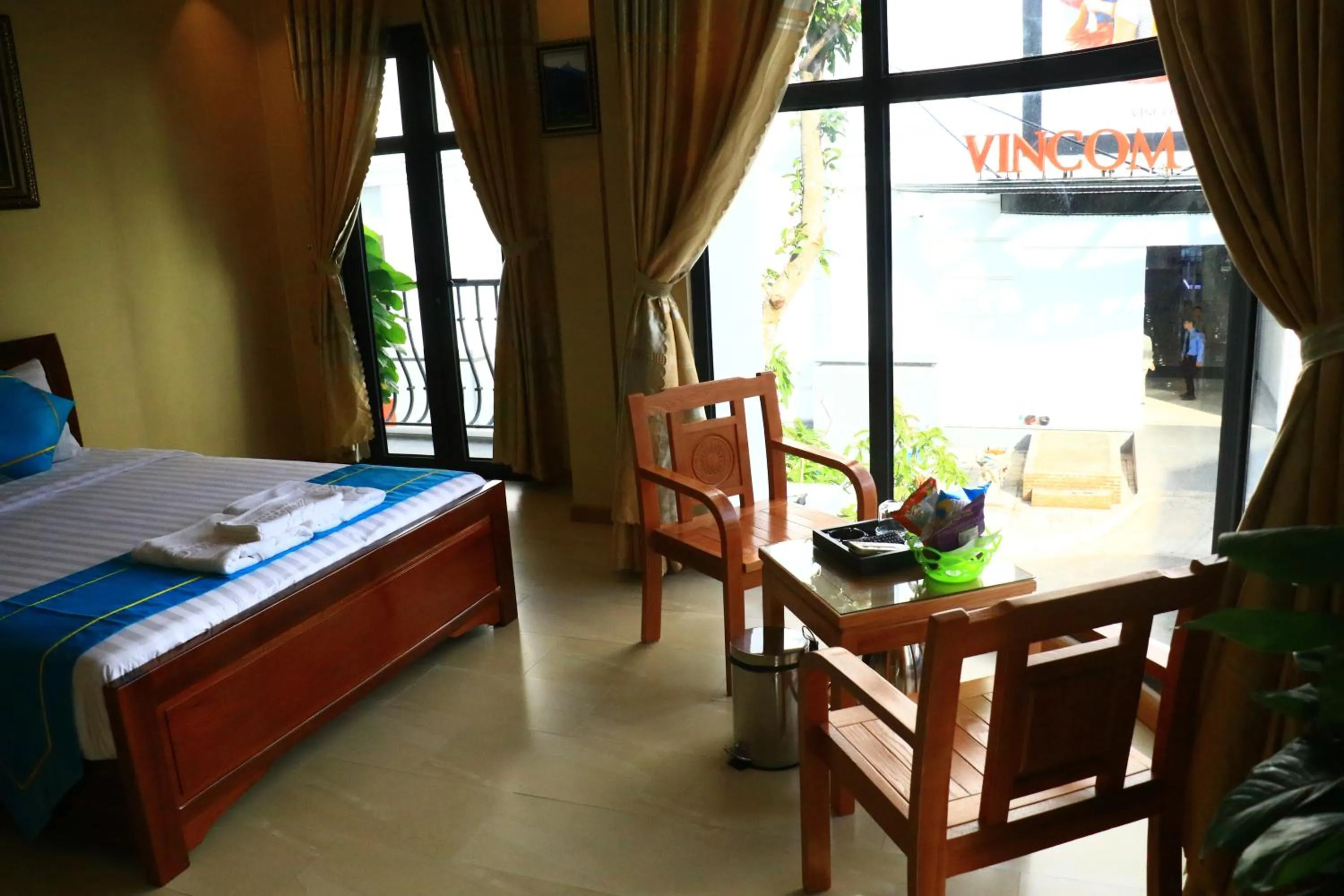 Bed in Hồng Hạc Hotel