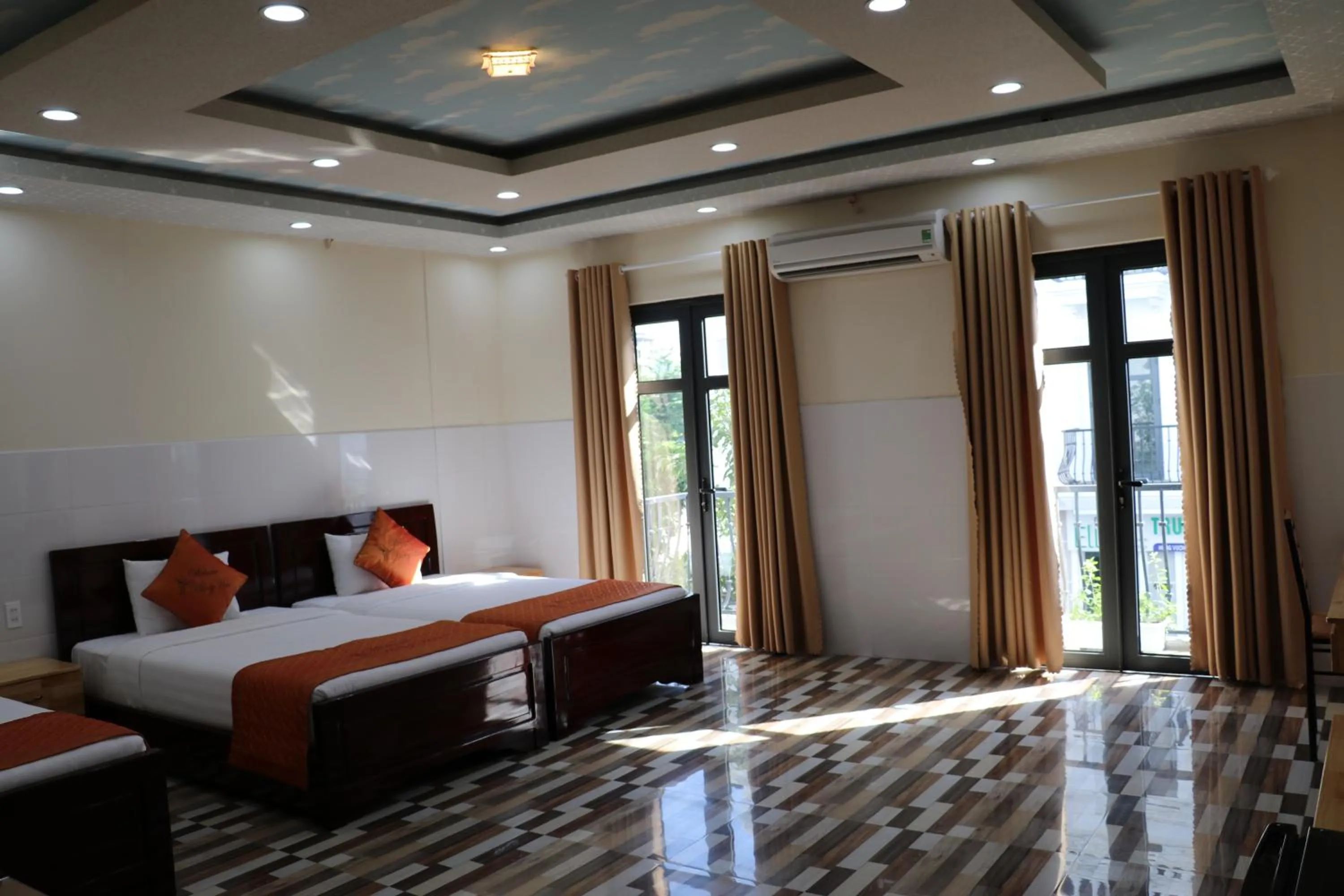 Bed in Hồng Hạc Hotel