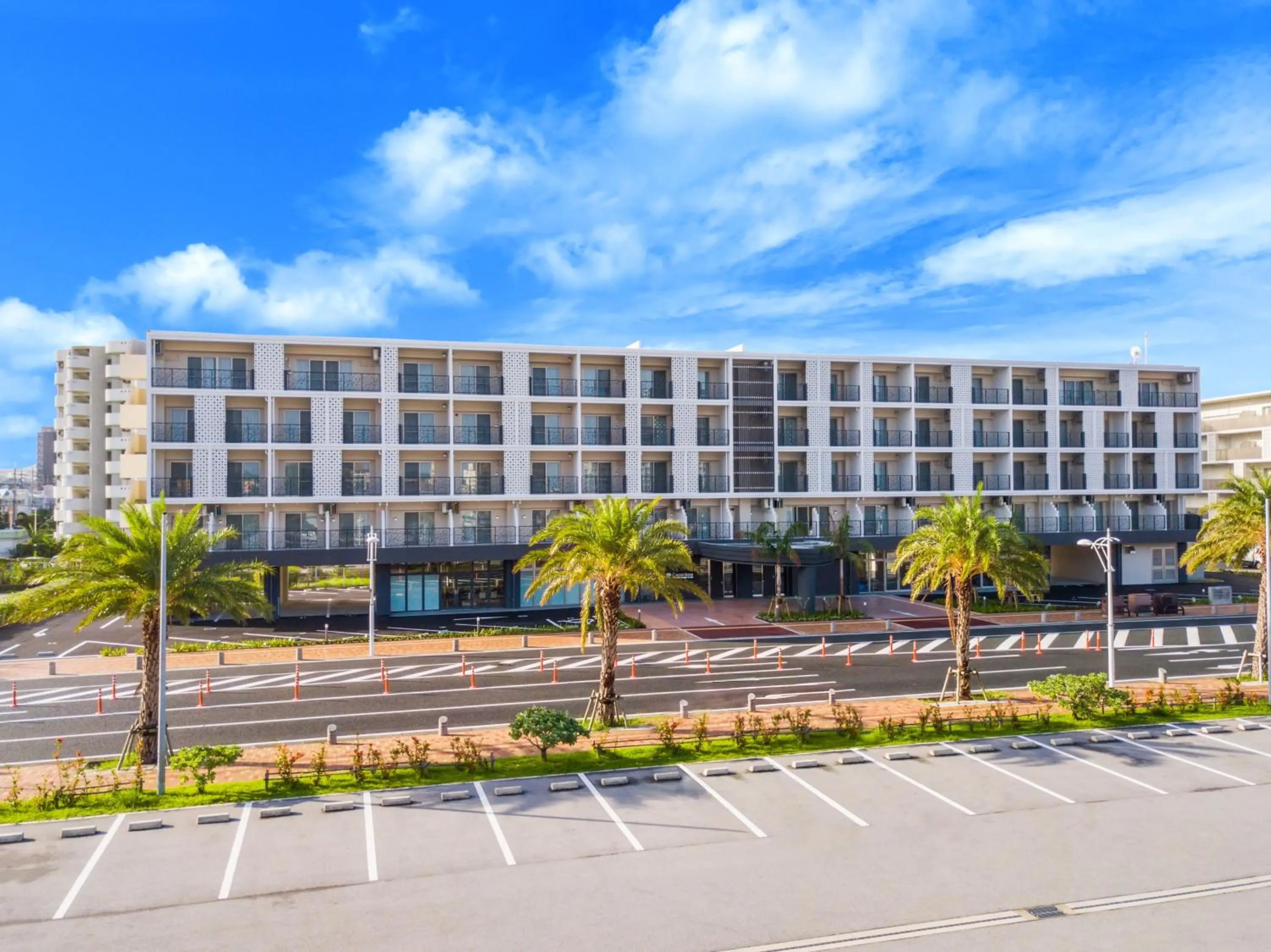 Facade/entrance in Cococious Monpa