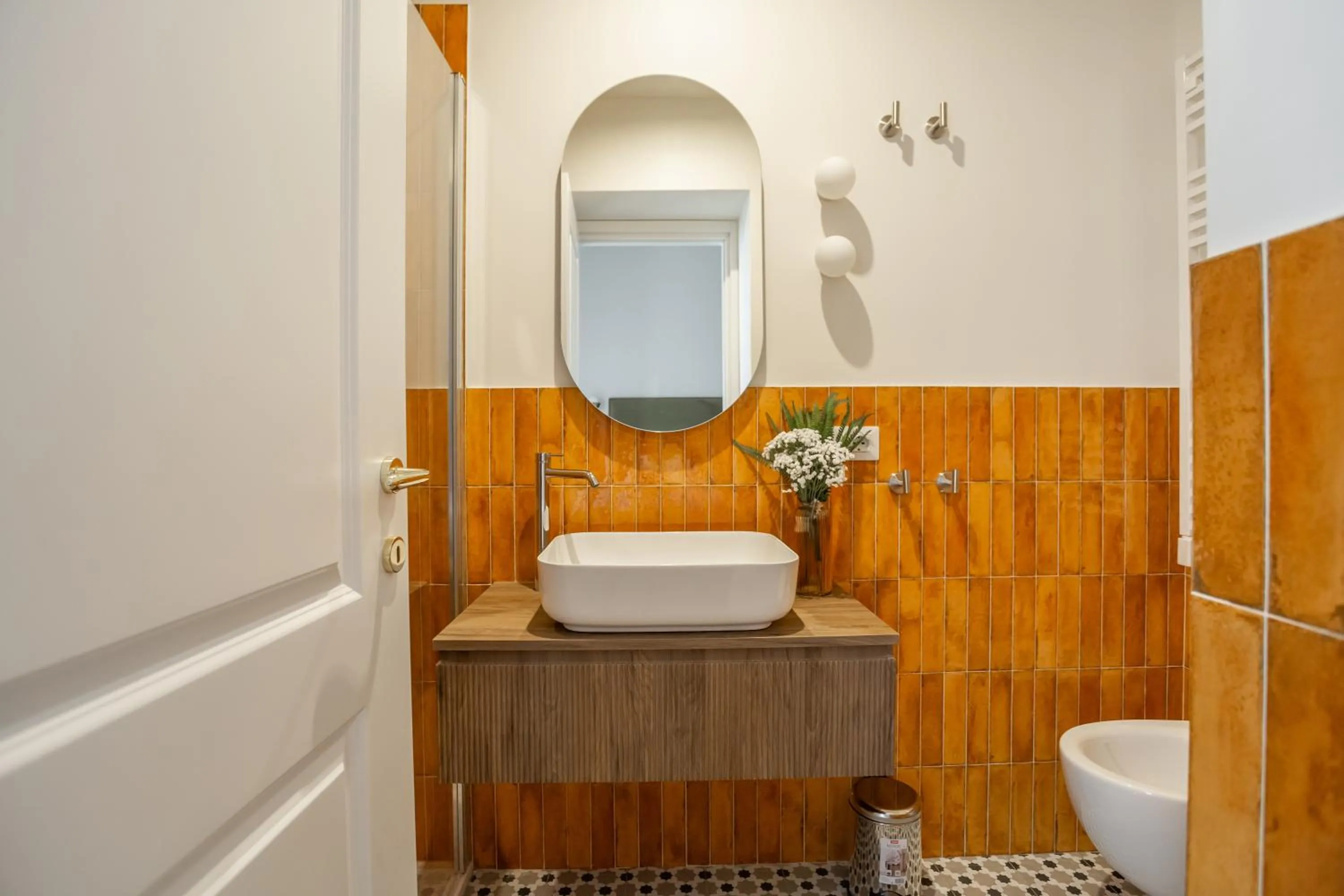 Bathroom in Daplace - La Mongolfiera Rooms in Navona