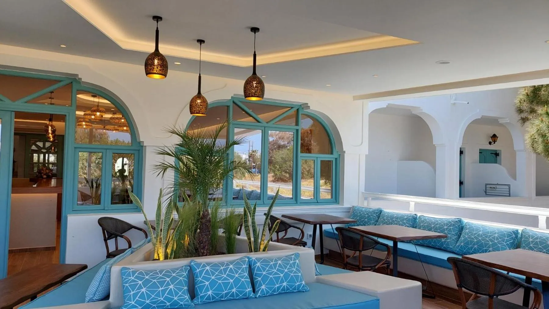 Breakfast in Armonia