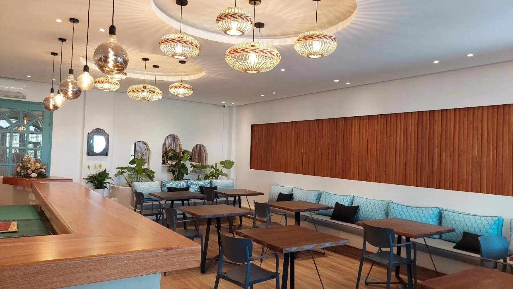 Breakfast in Armonia