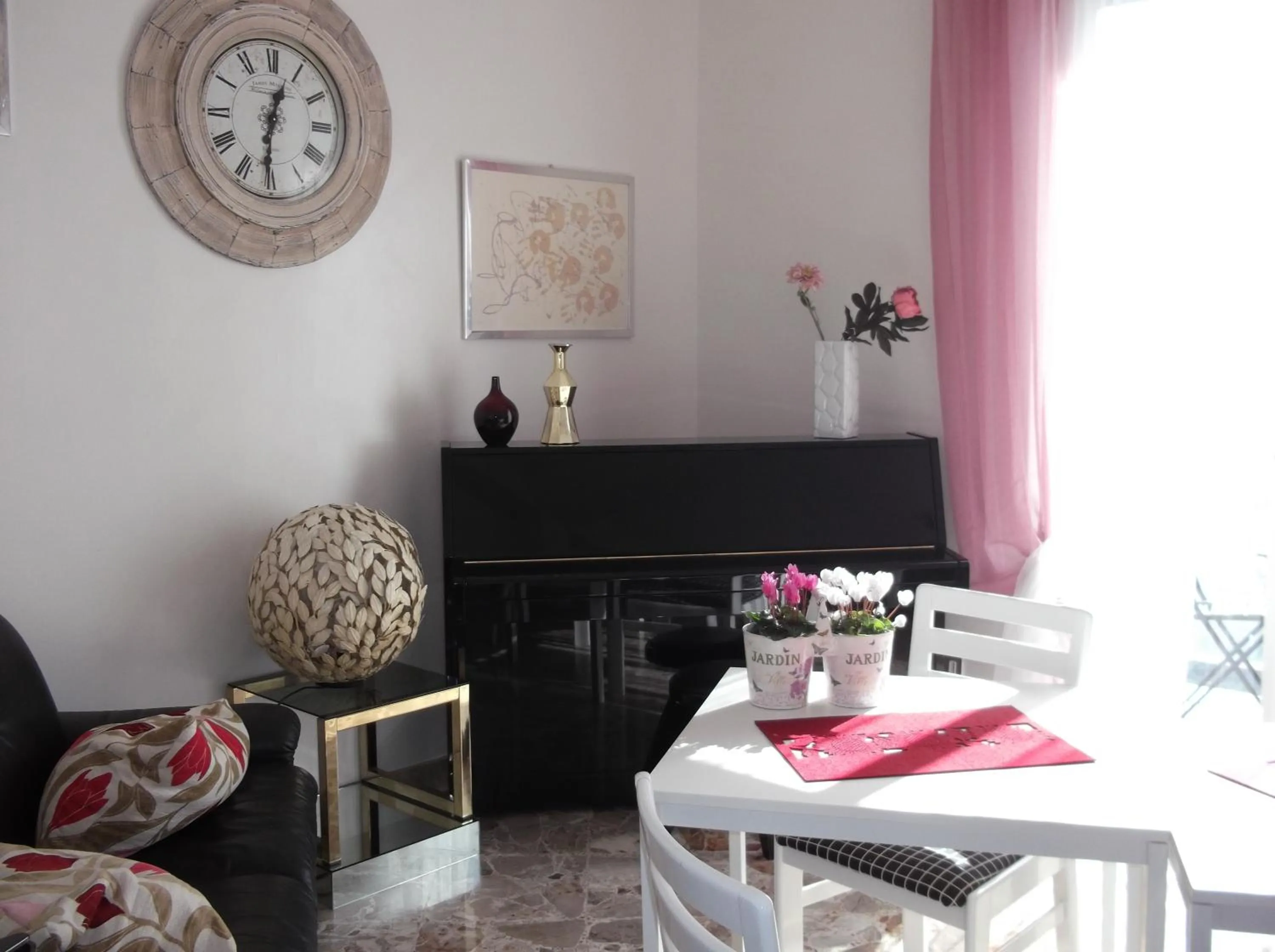 Decorative detail in B&B La Casa Di El