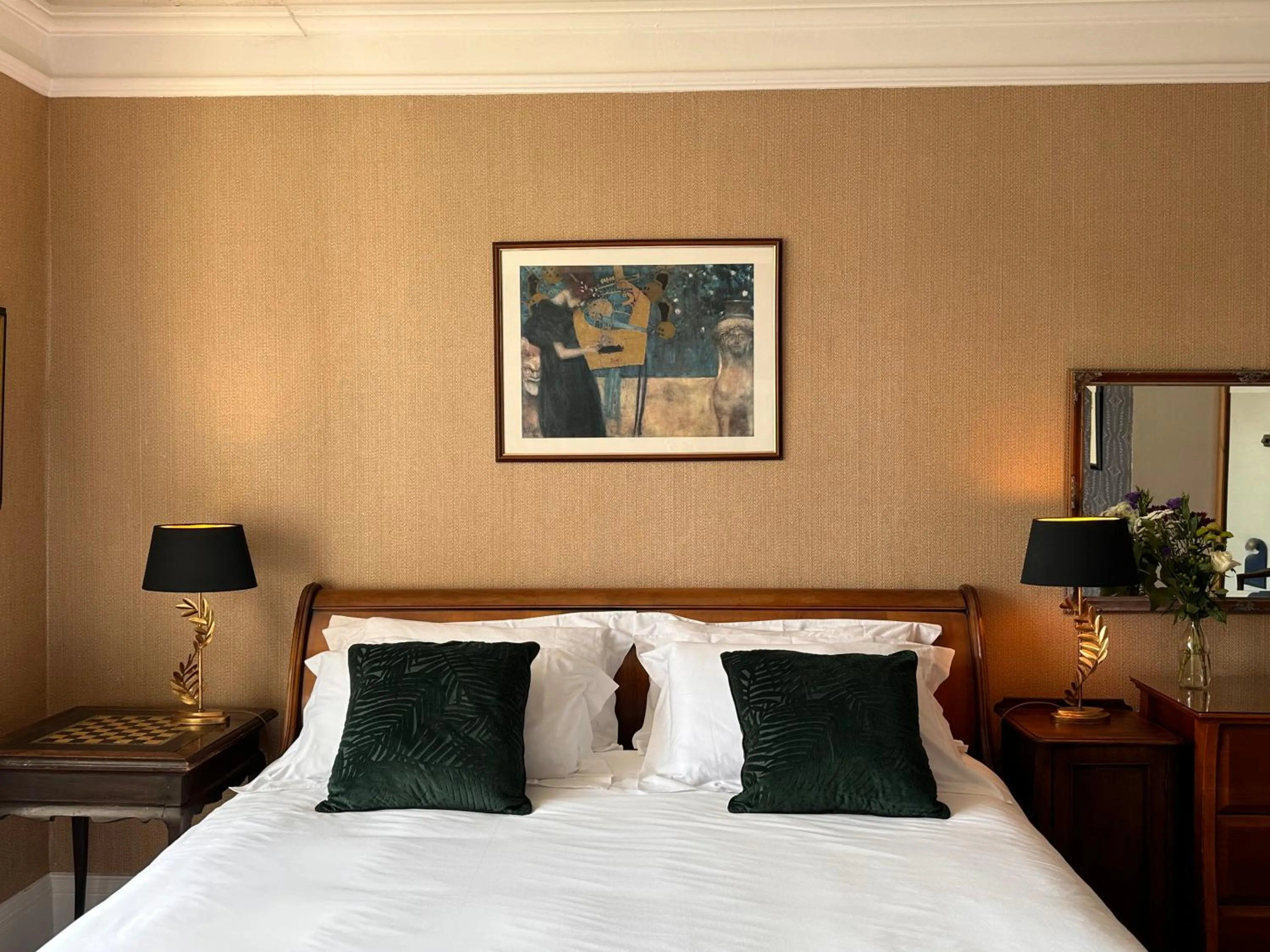 Bed in St George's Guest House