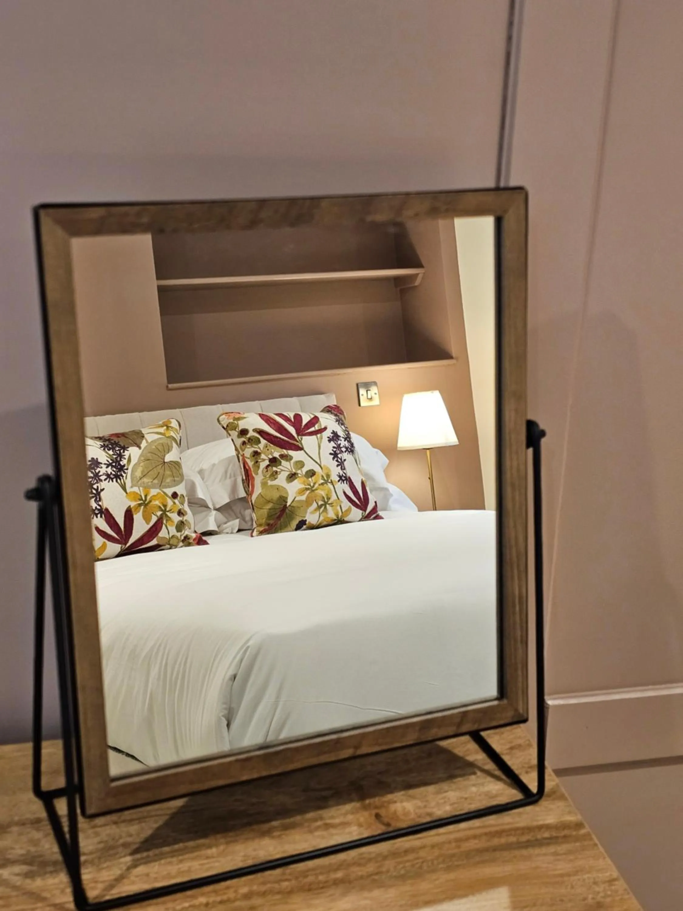 Decorative detail, Bed in St George's Guest House