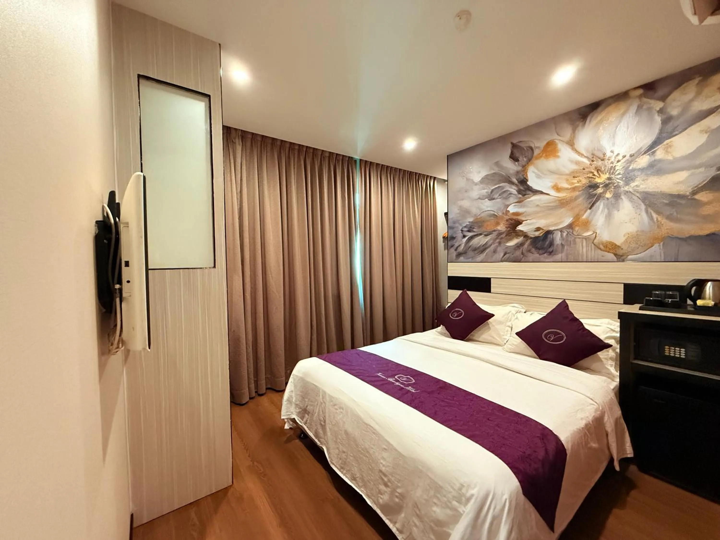 Bed in Venus Boutique Hotel