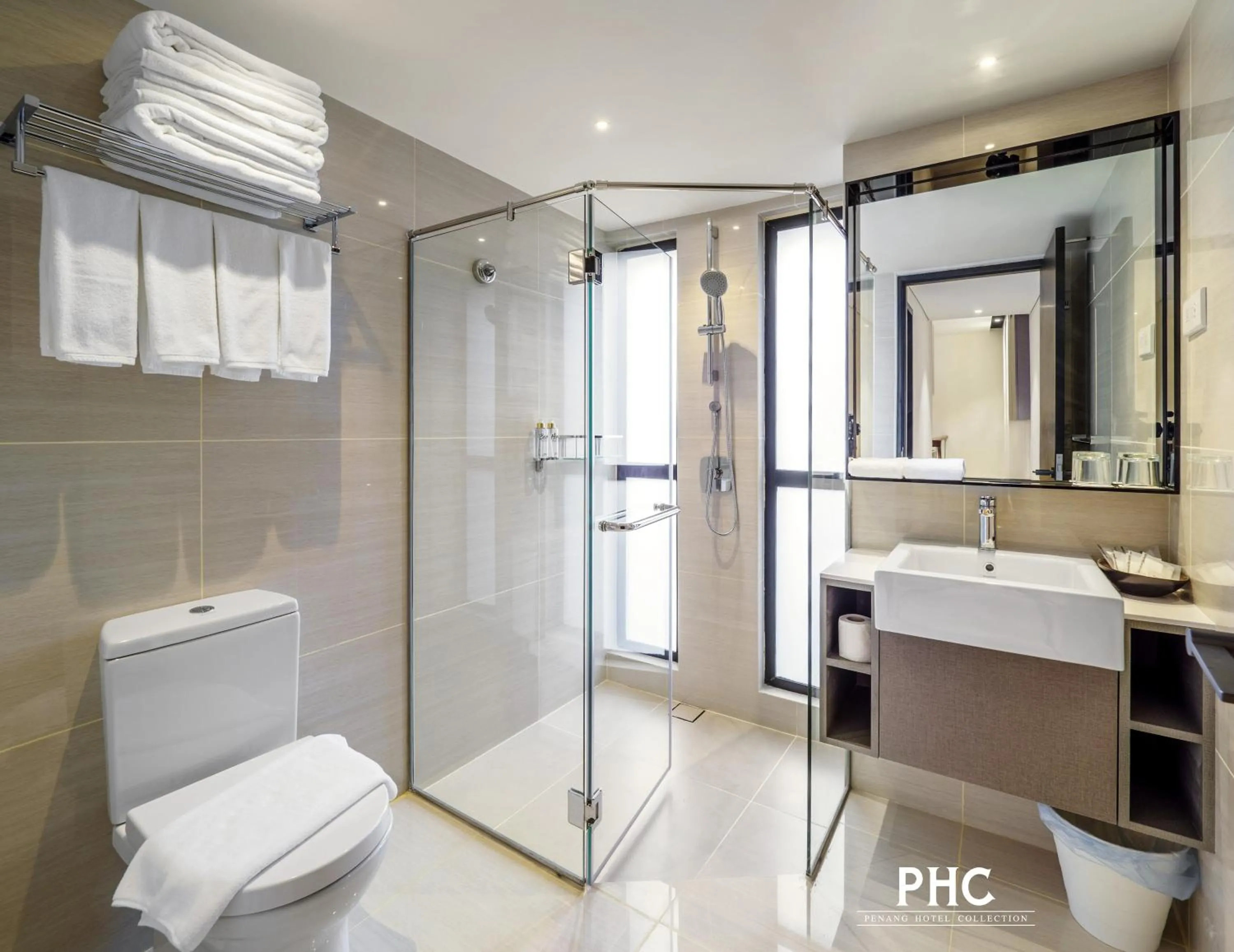 Shower in Macallum Central Hotel Managed by The Ascott Limited