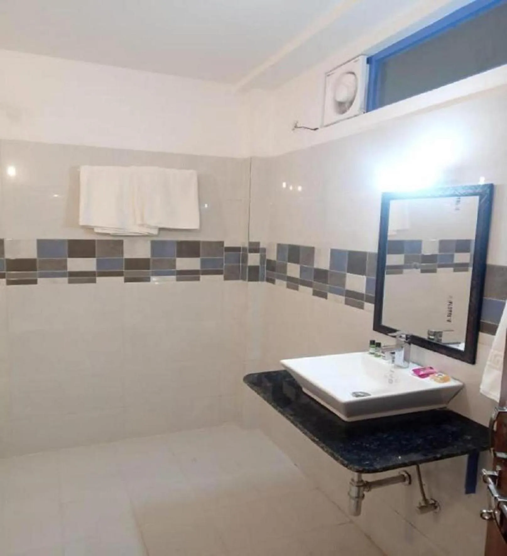 Bathroom in The timber garden adventure club