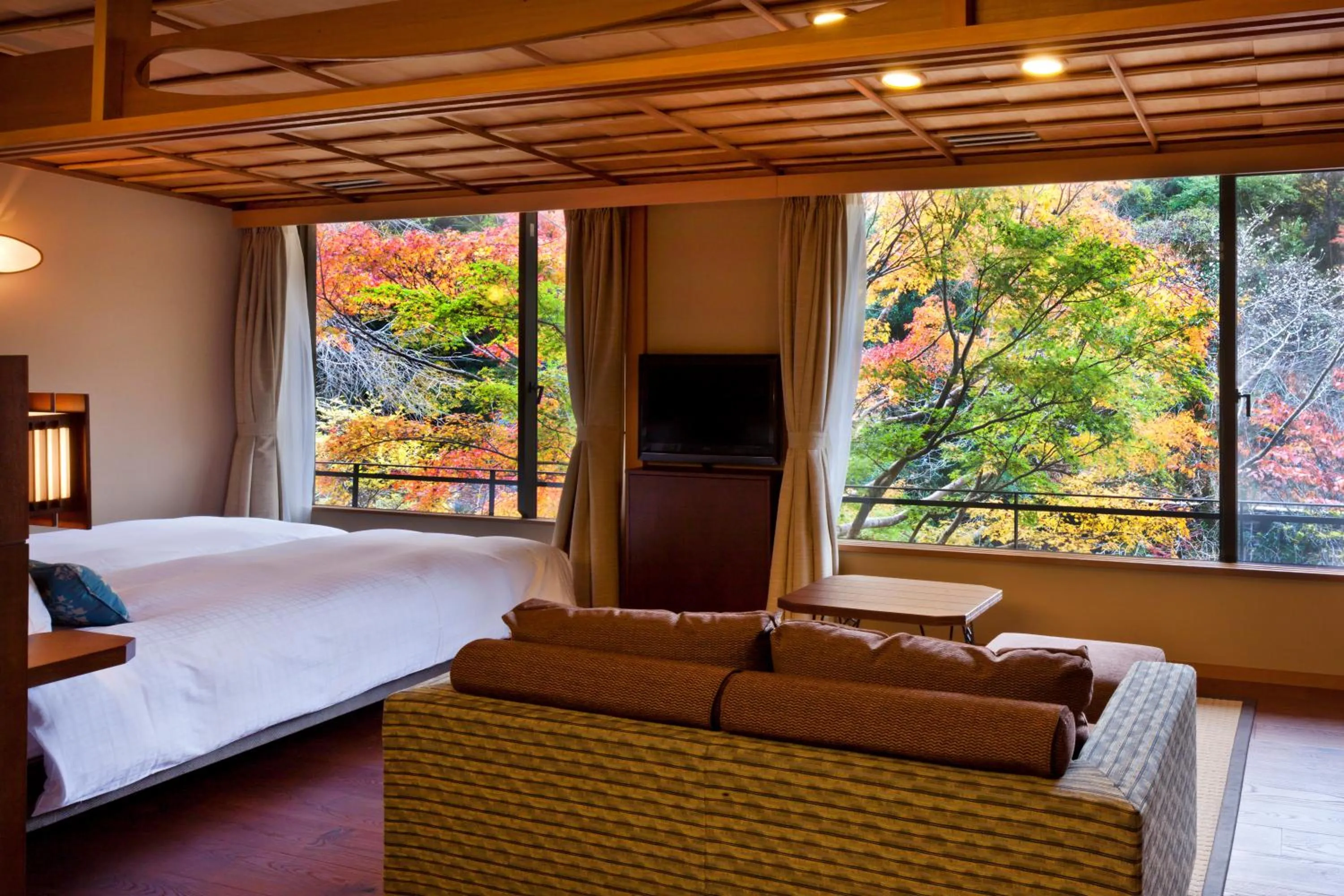 Autumn, Bed in Tofuya Resort&Spa-Izu