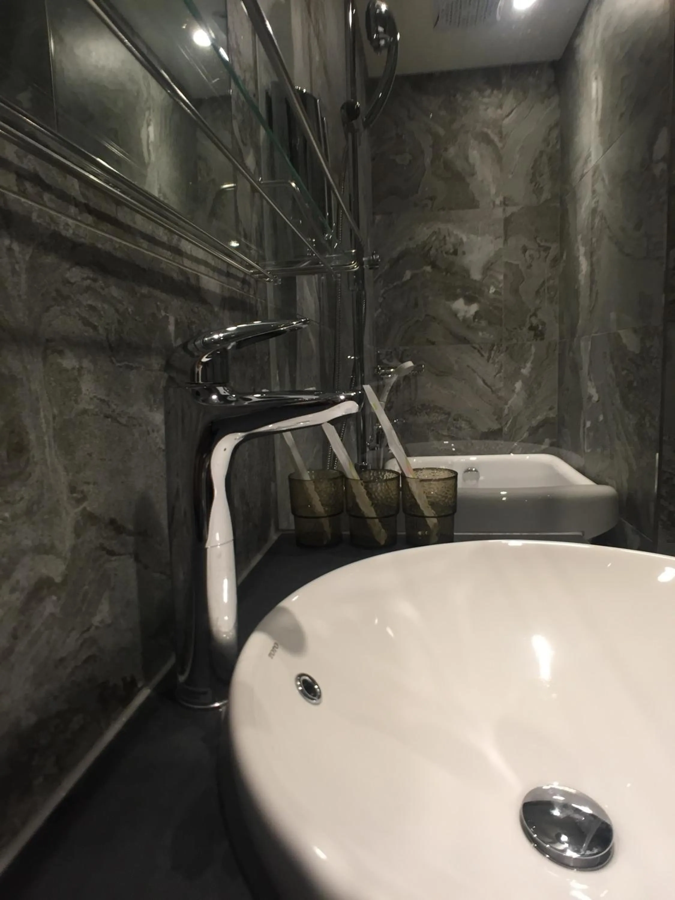 Bathroom in Ueno Hirokoji 428