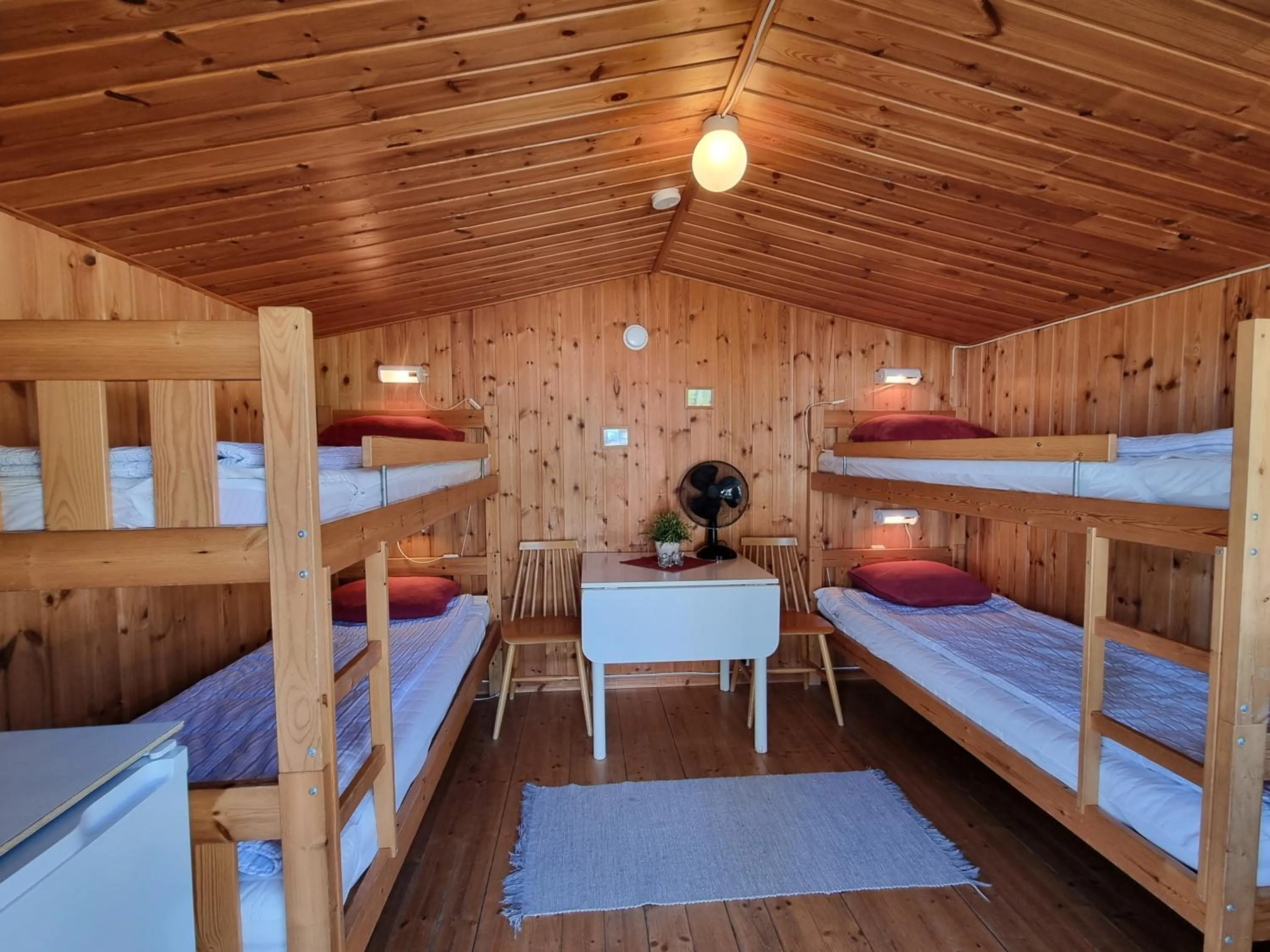 Property building, Bed in Korskullens Stugor