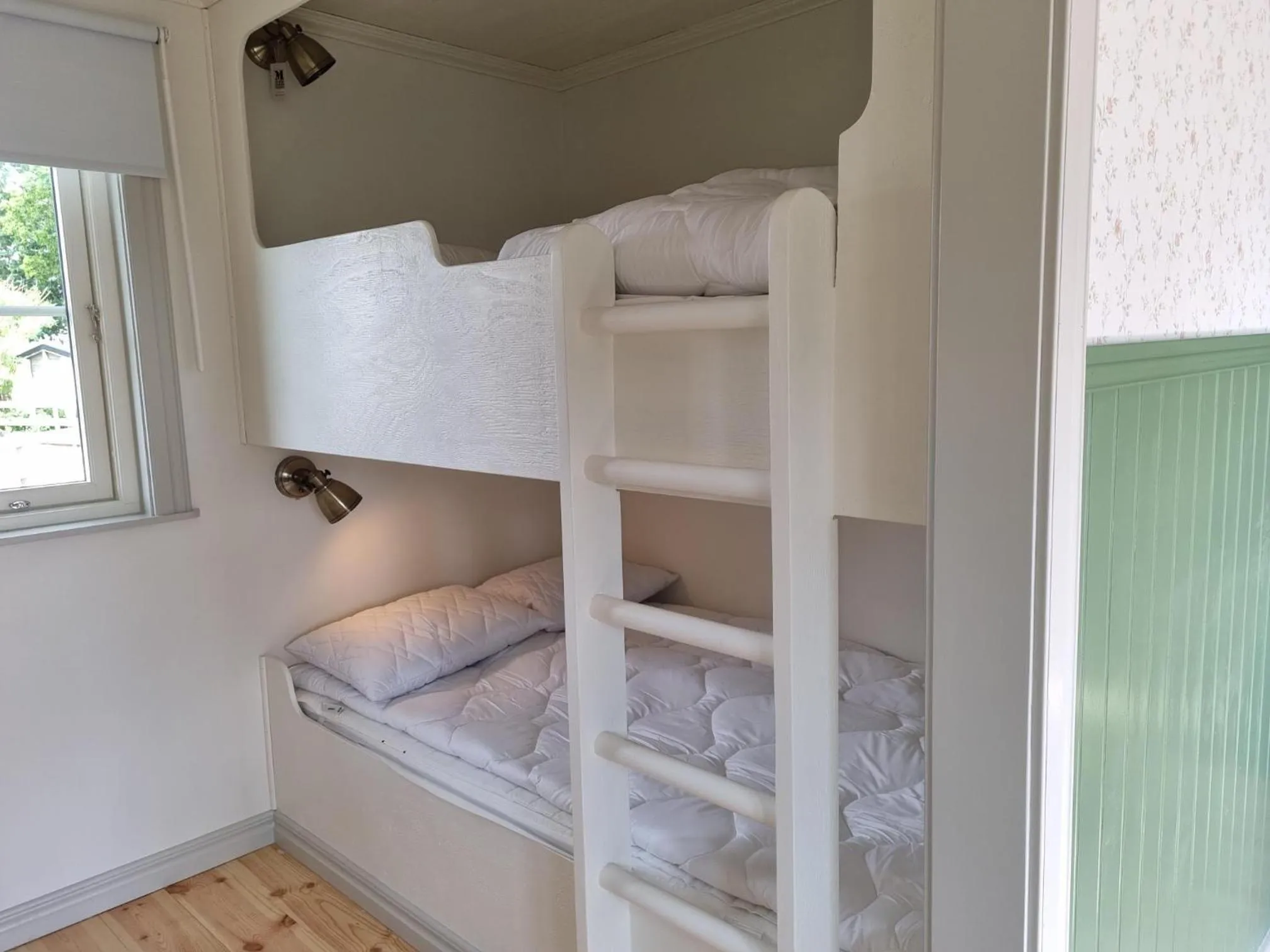 Bed in Korskullens Stugor