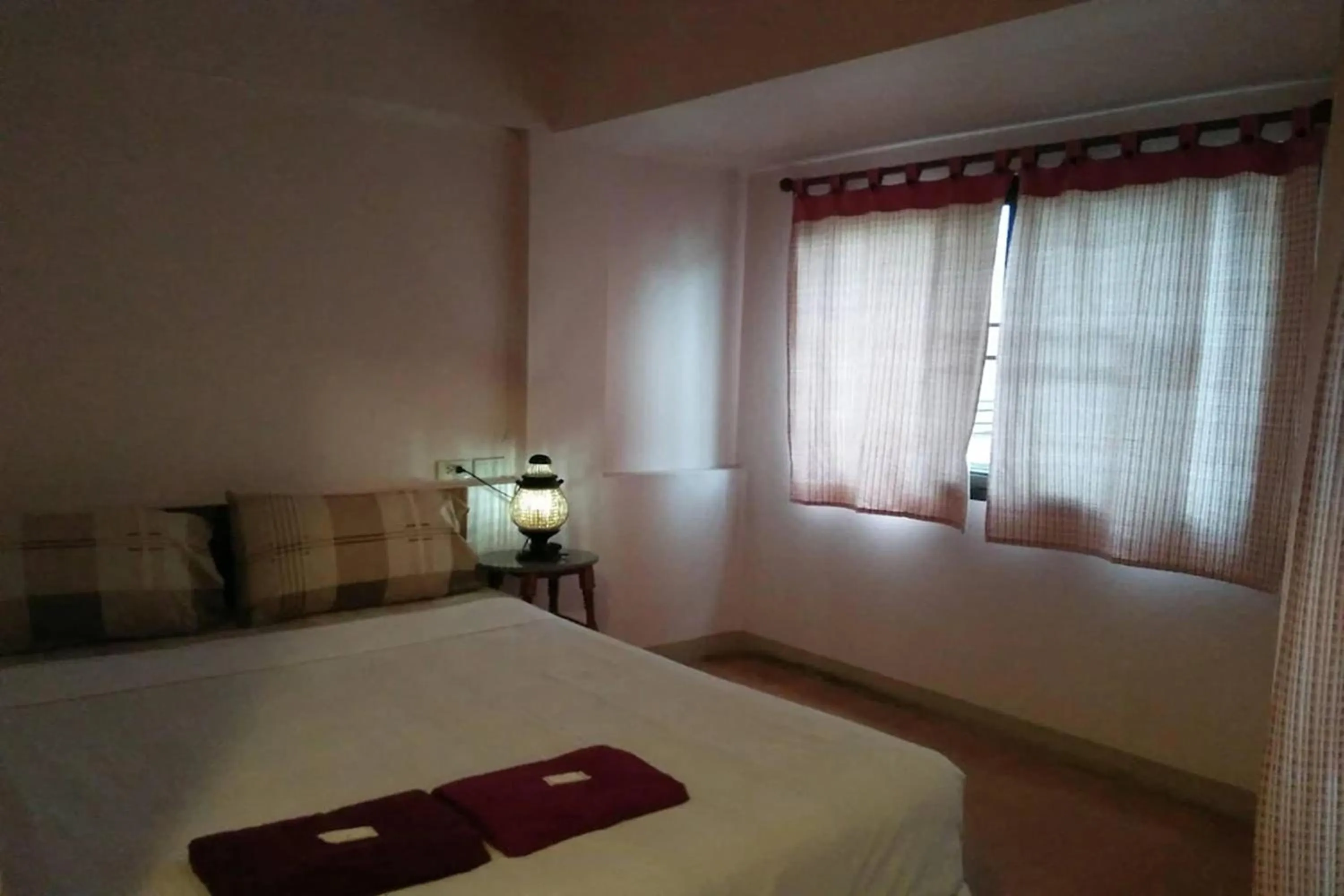 Bedroom, Bed in Ban Wiang Guest House