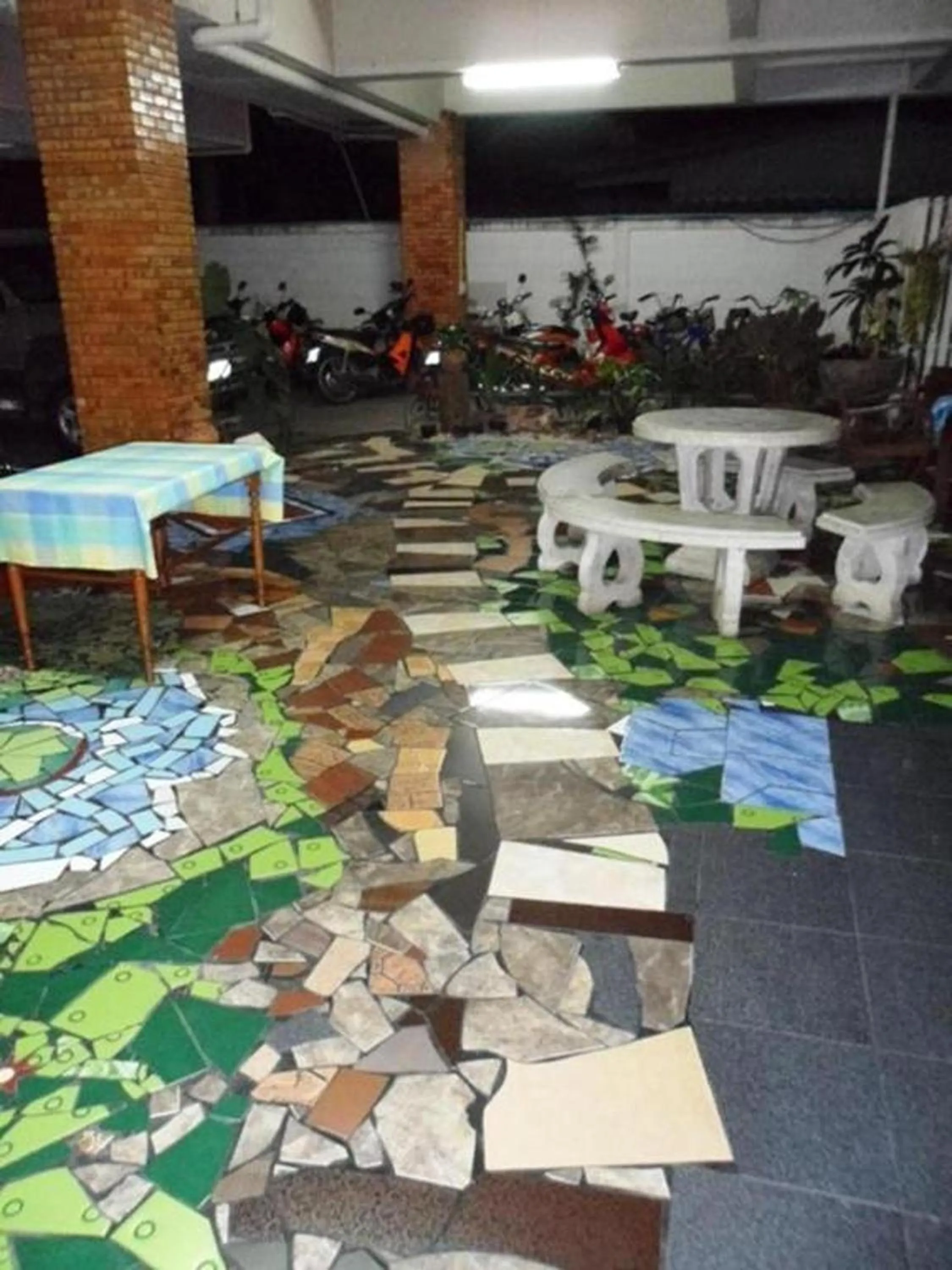 Seating area in Ban Wiang Guest House