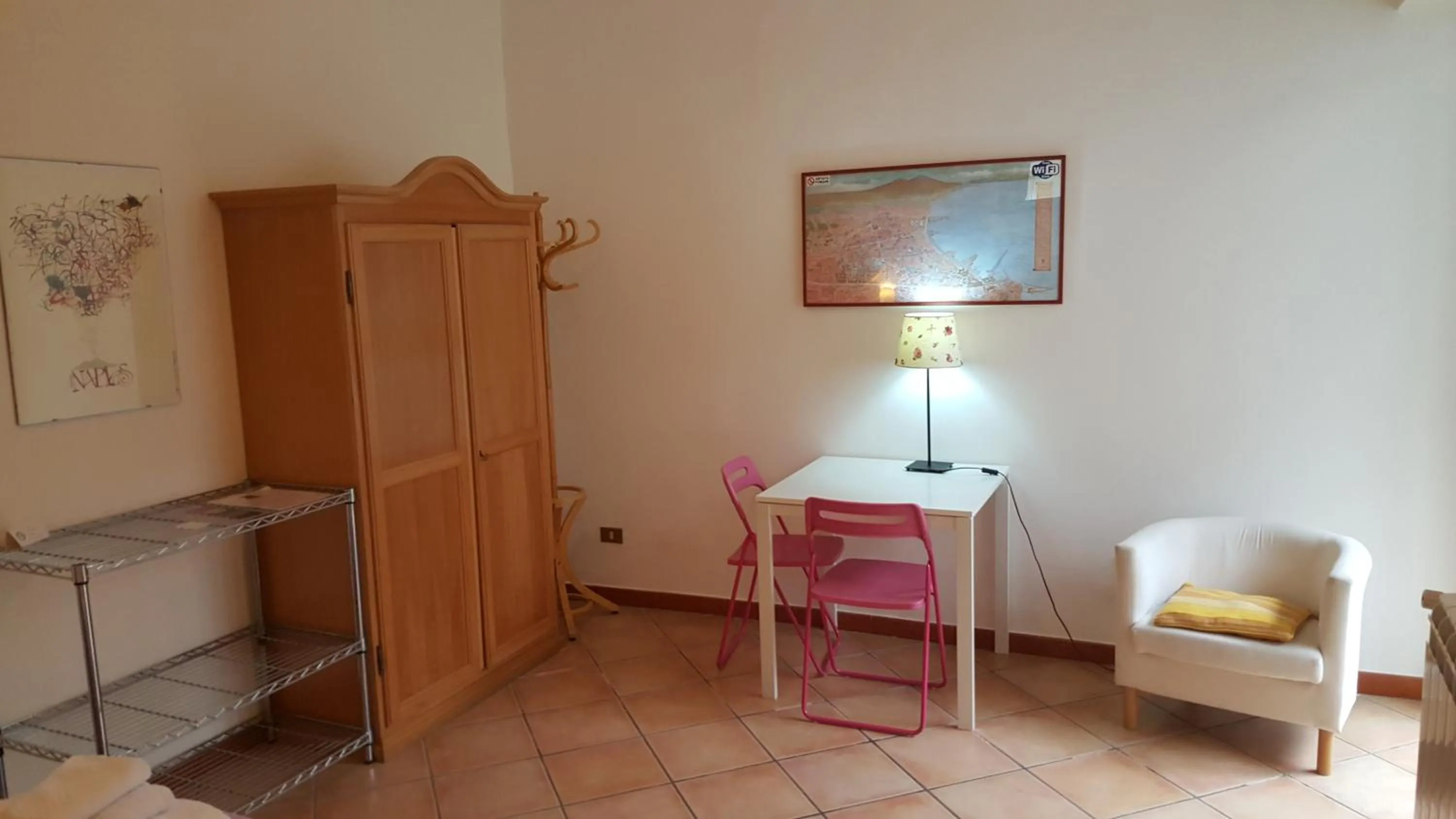 Photo of the whole room in Bed and Breakfast I Vicoletti Di Napoli