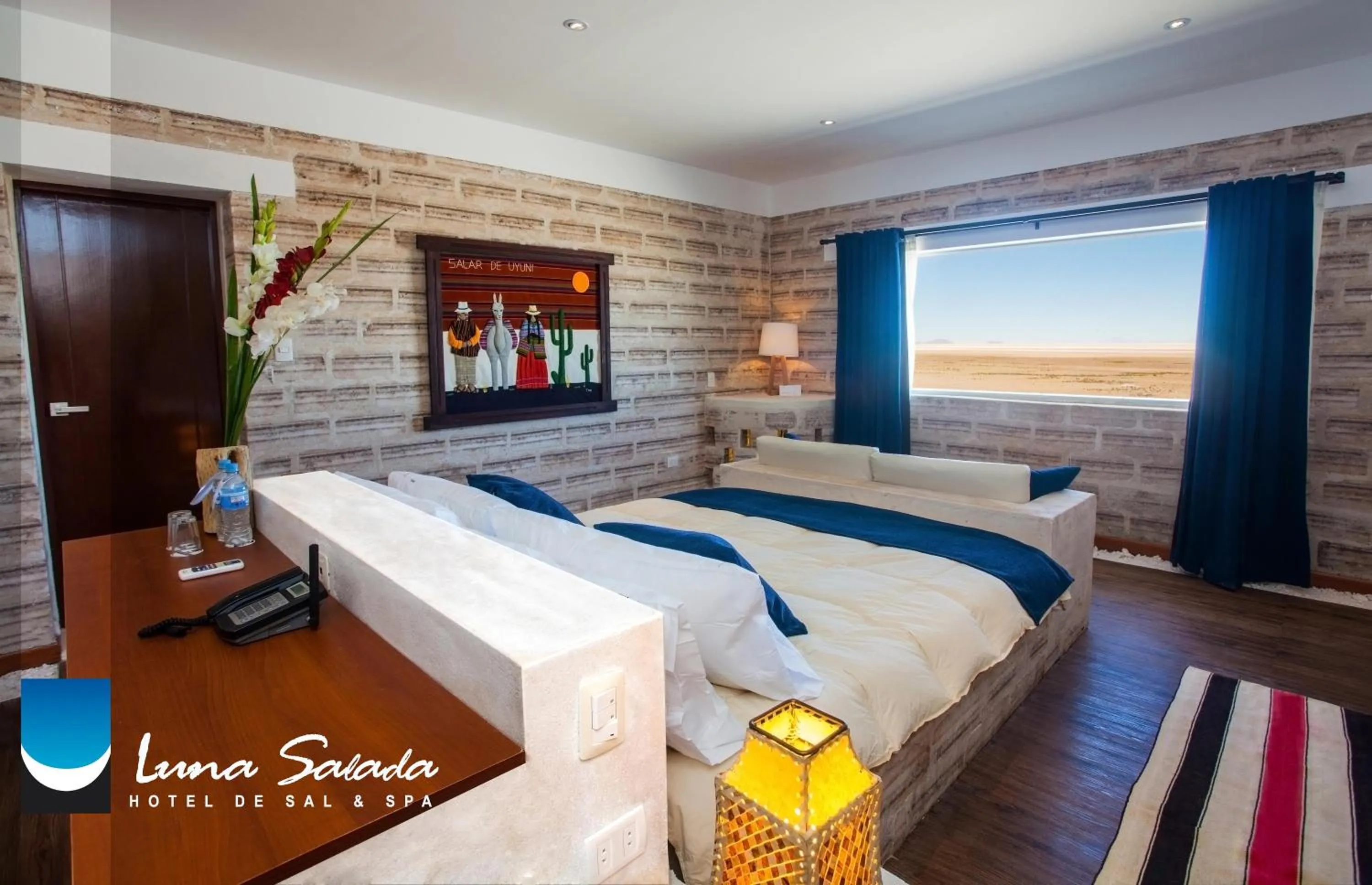 Photo of the whole room, Bed in Hotel de Sal Luna Salada